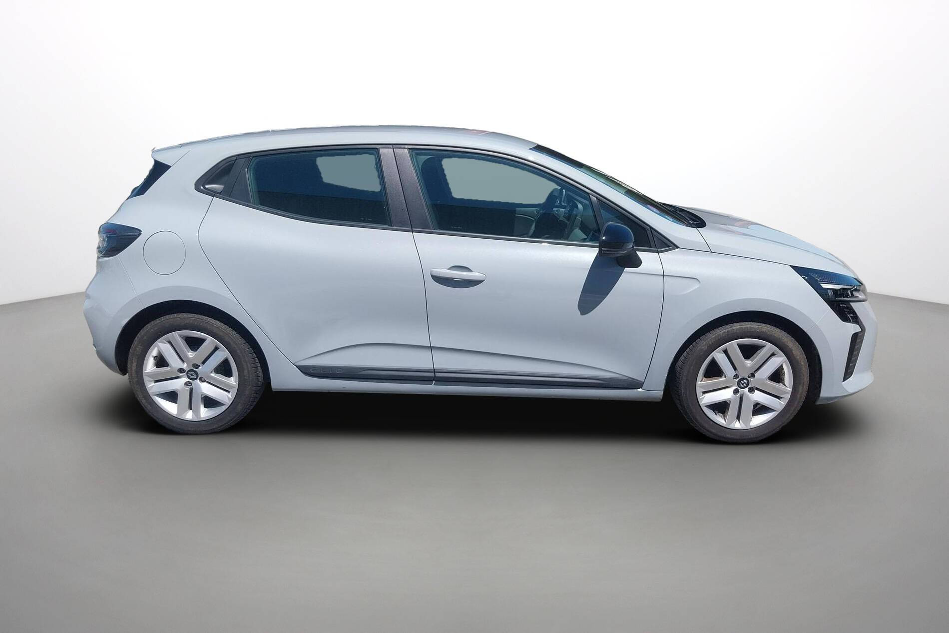 Vente en ligne Renault Clio 5 Clio SCe 65 au prix de 14 990 €