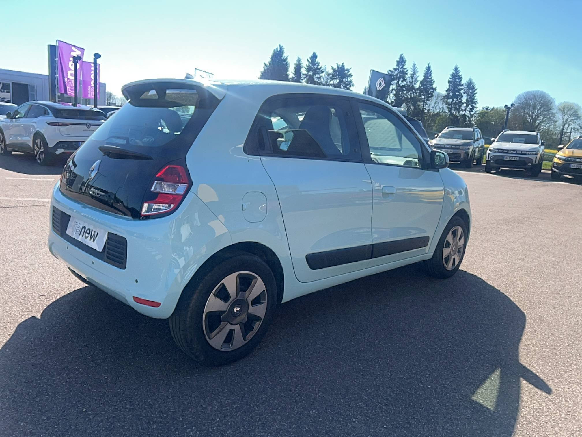 Vente en ligne Renault Twingo 3  1.0 SCe 70 au prix de 12 991 €