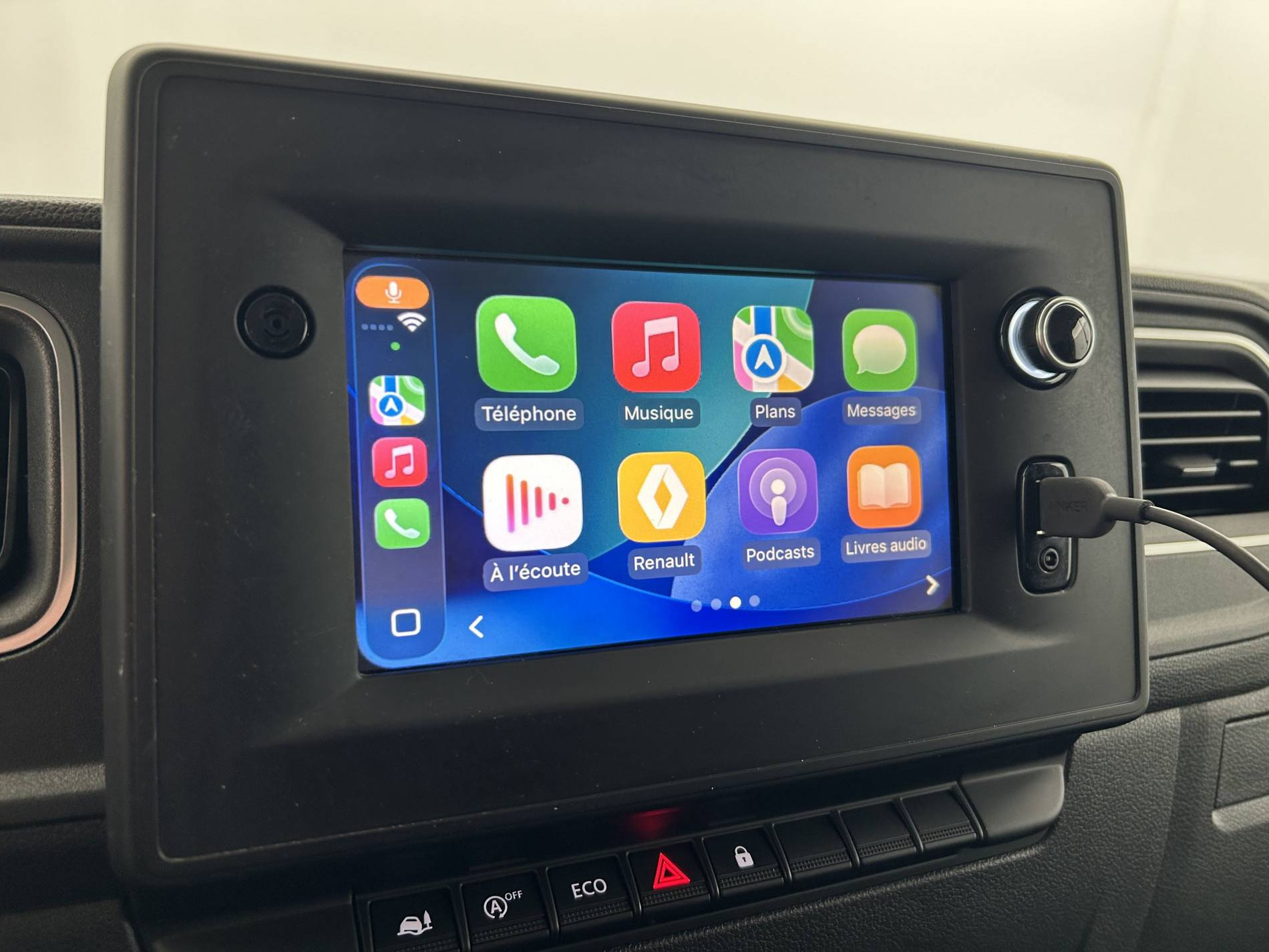 Vente en ligne Renault Master Fourgon MASTER FGN TRAC F3500 L2H2 BLUE DCI 150 au prix de 27 490 €