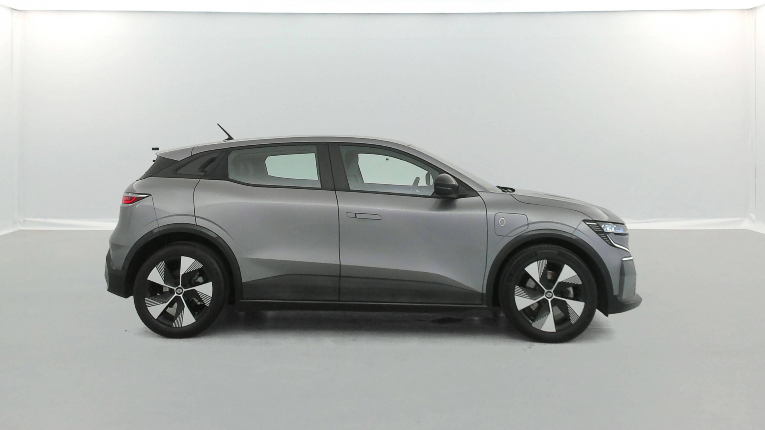 Vente en ligne Renault Megane E-Tech  EV40 130ch standard charge au prix de 18 990 €