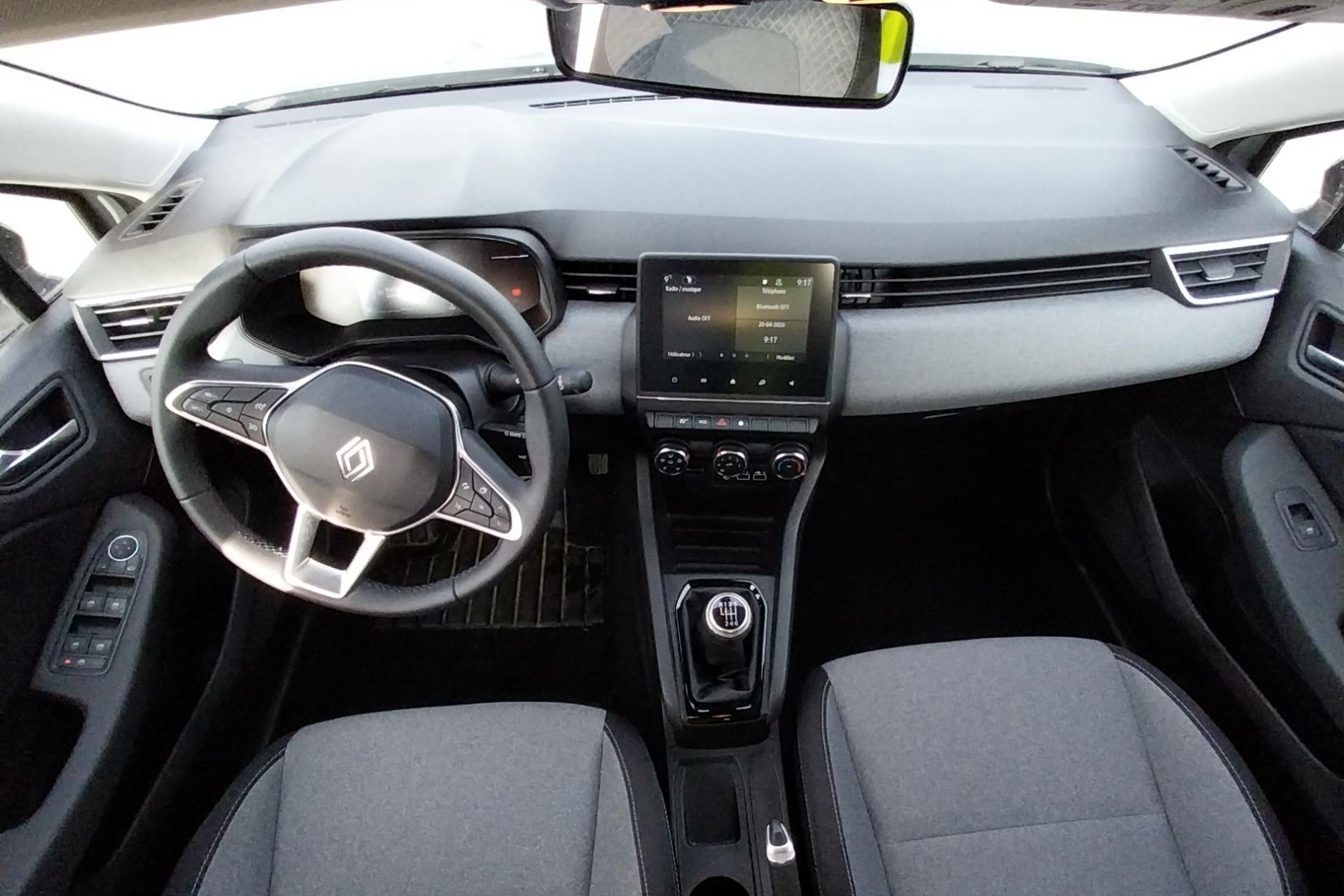 Vente en ligne Renault Clio 5 Clio TCe 90 ch GSR2 au prix de 15 790 €