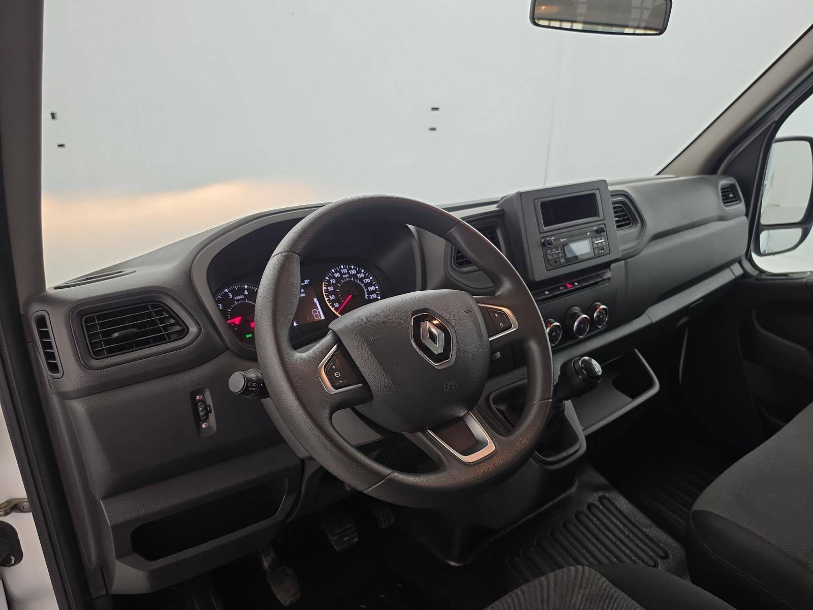 Vente en ligne Renault Master 3 Châssis Cabine MASTER CC PROP RJ3500 L2 PAFC BLUE DCI 130 EURO VI au prix de 32 900 €