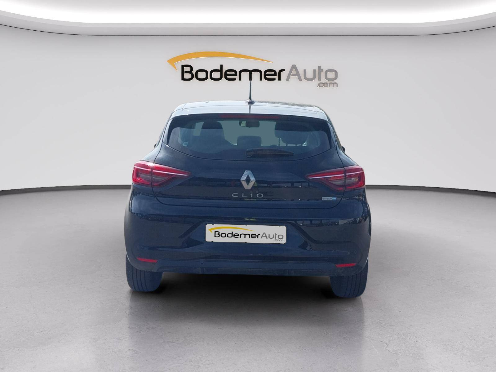 Vente en ligne Renault Clio 5 Clio E-Tech 140 - 21N au prix de 14 900 €