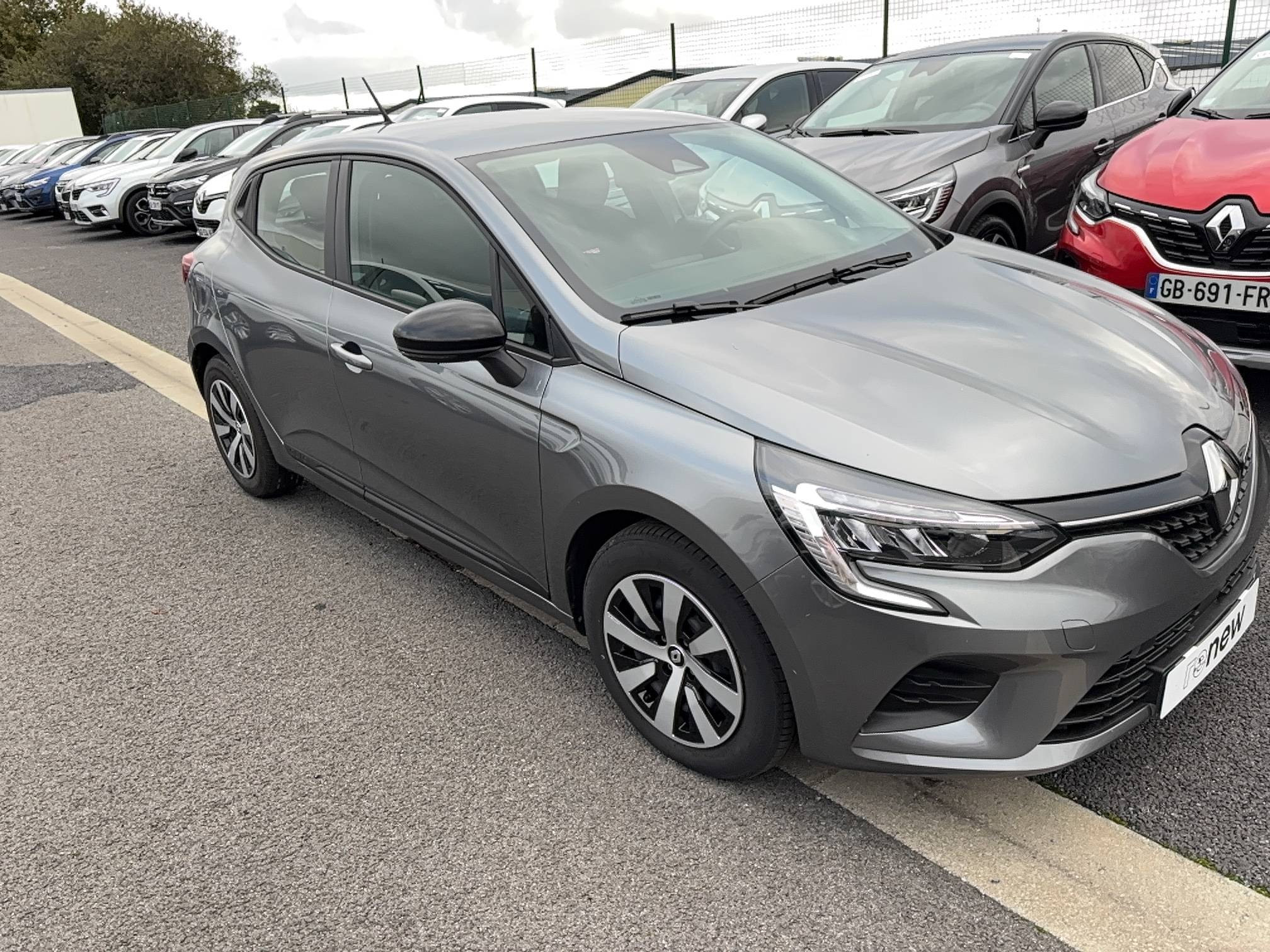 Vente en ligne Renault Clio 5 Clio TCe 90 au prix de 15 490 €