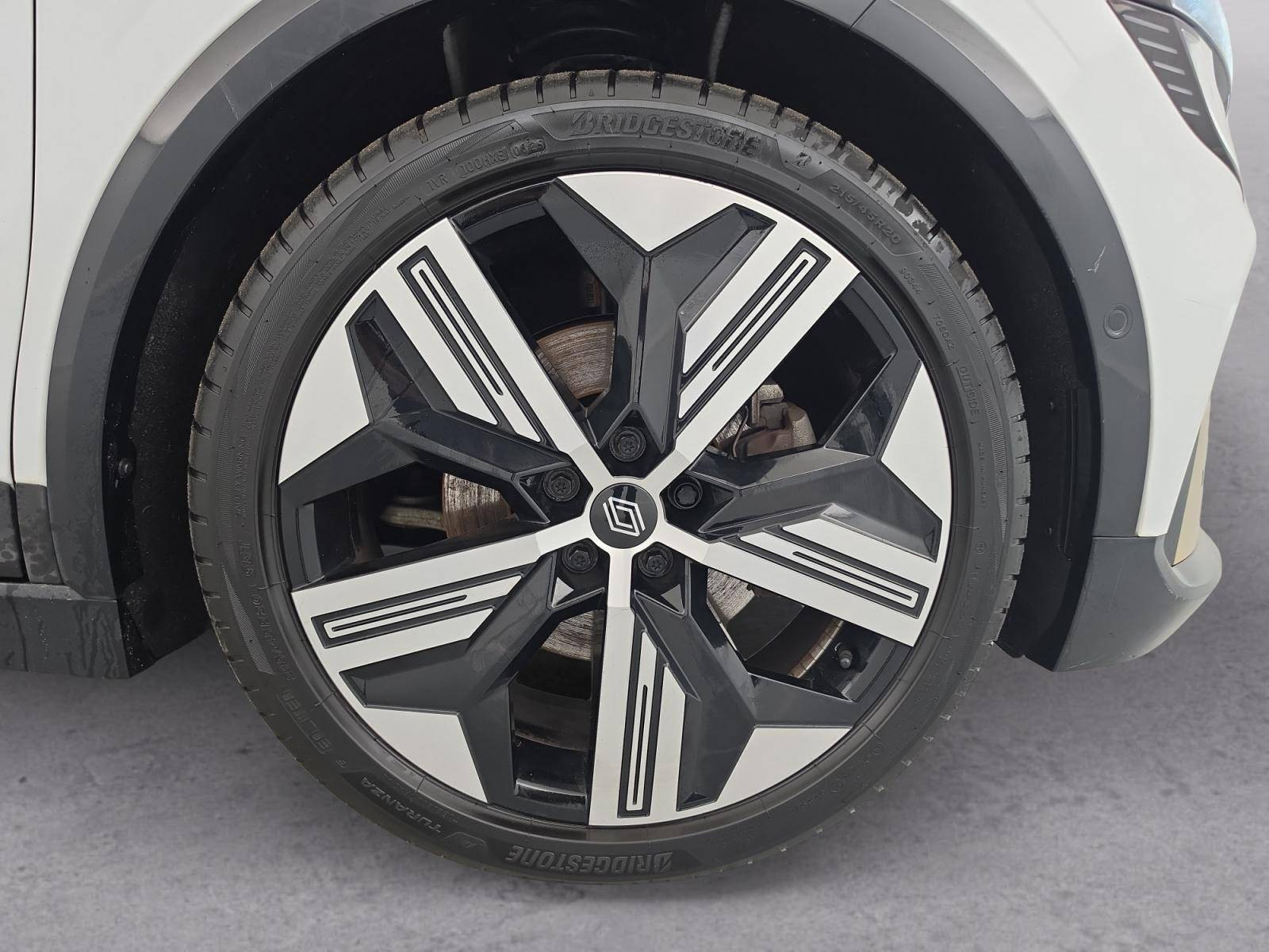 Vente en ligne Renault Megane E-Tech  EV60 220 ch super charge au prix de 26 490 €
