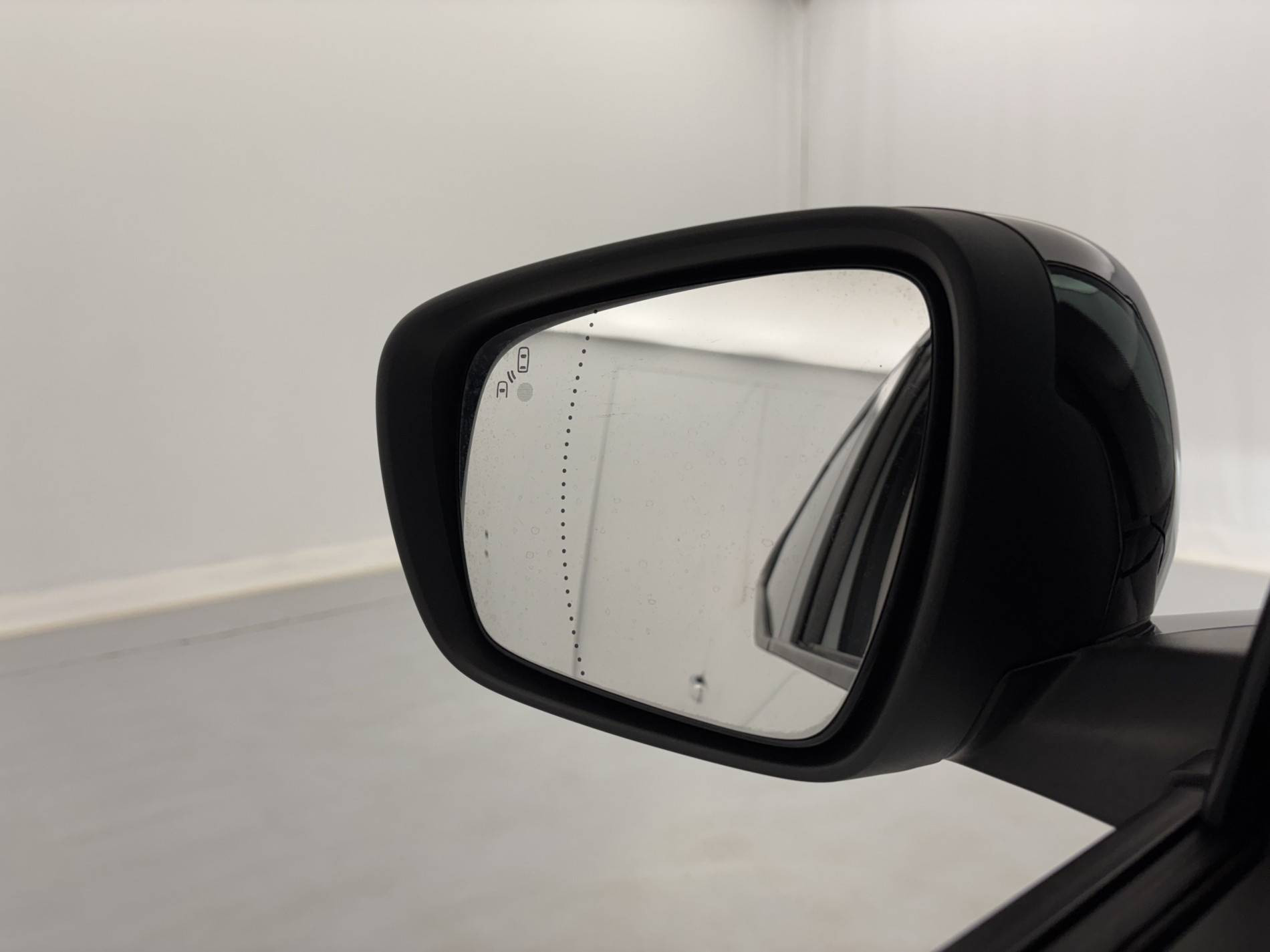 Vente en ligne Renault Scenic 4 Scenic Blue dCi 120 au prix de 16 900 €