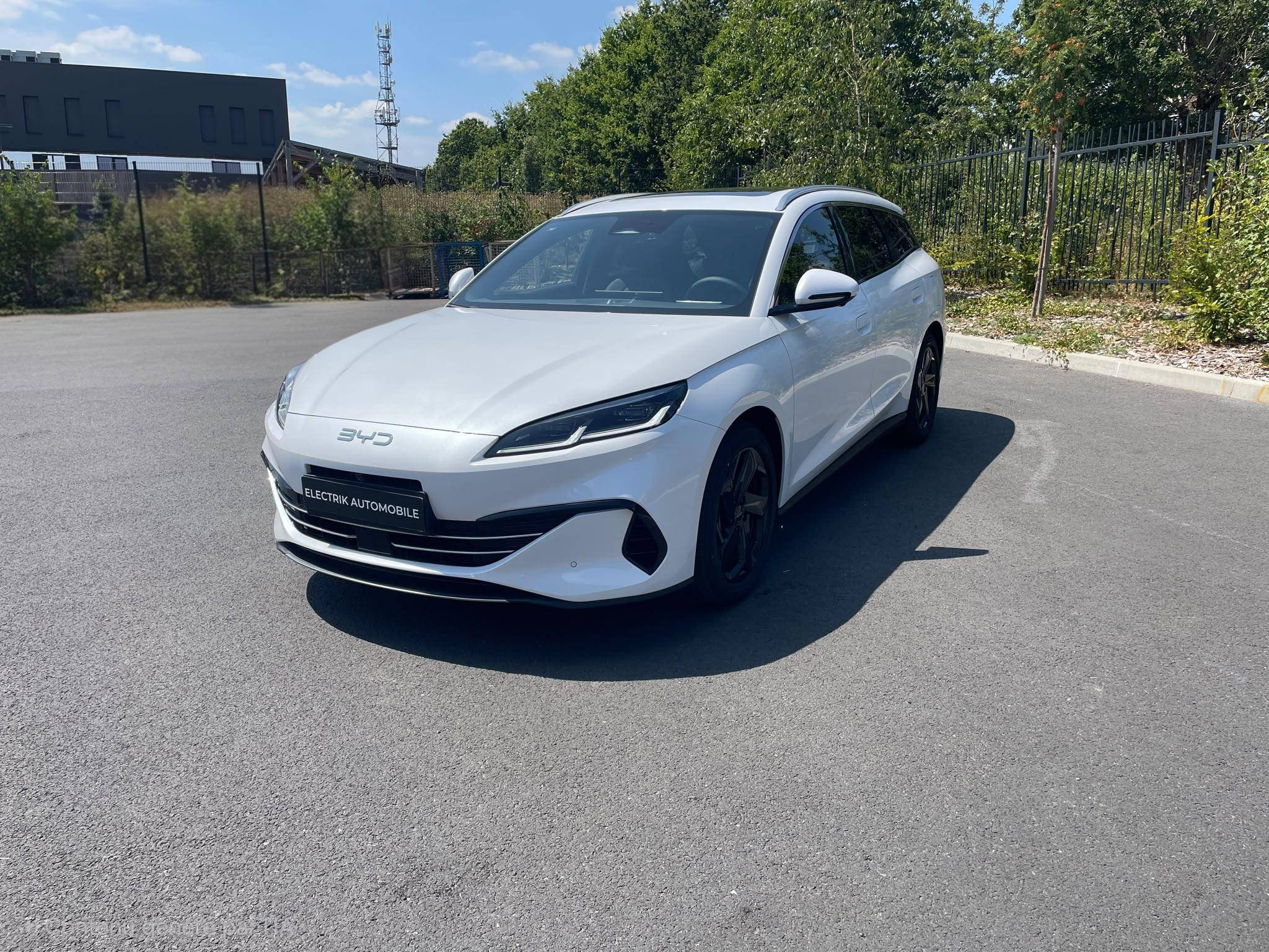 Byd Seal 6 DM-i Touring  1.5l DM-i 156 kW PHEV occasion de 2026 en vente à Rennes