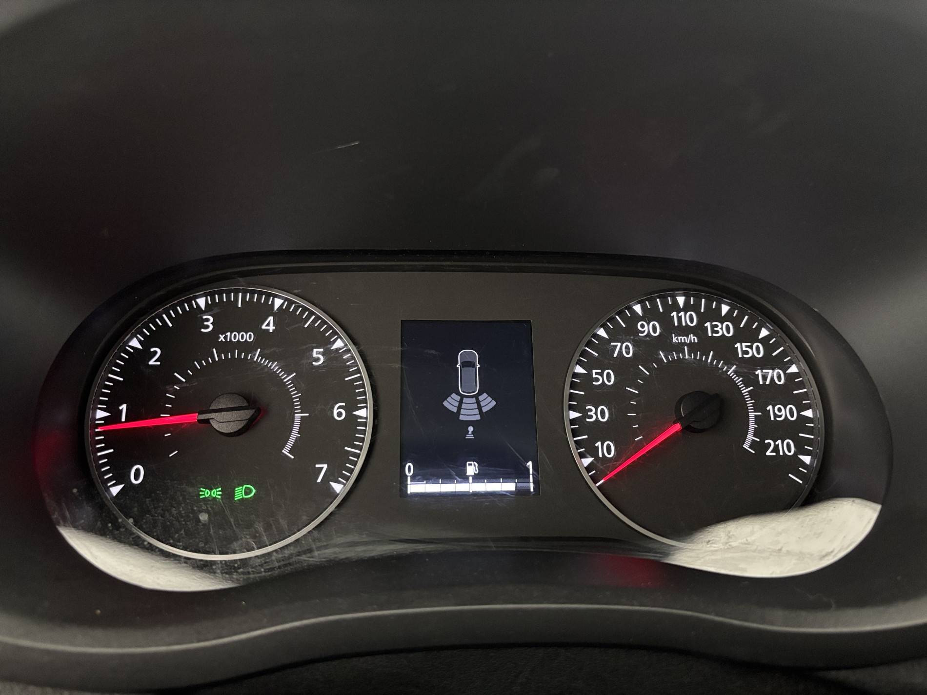 Vente en ligne Renault Master Fourgon MASTER FGN TRAC F3500 L2H2 BLUE DCI 135 au prix de 21 990 €