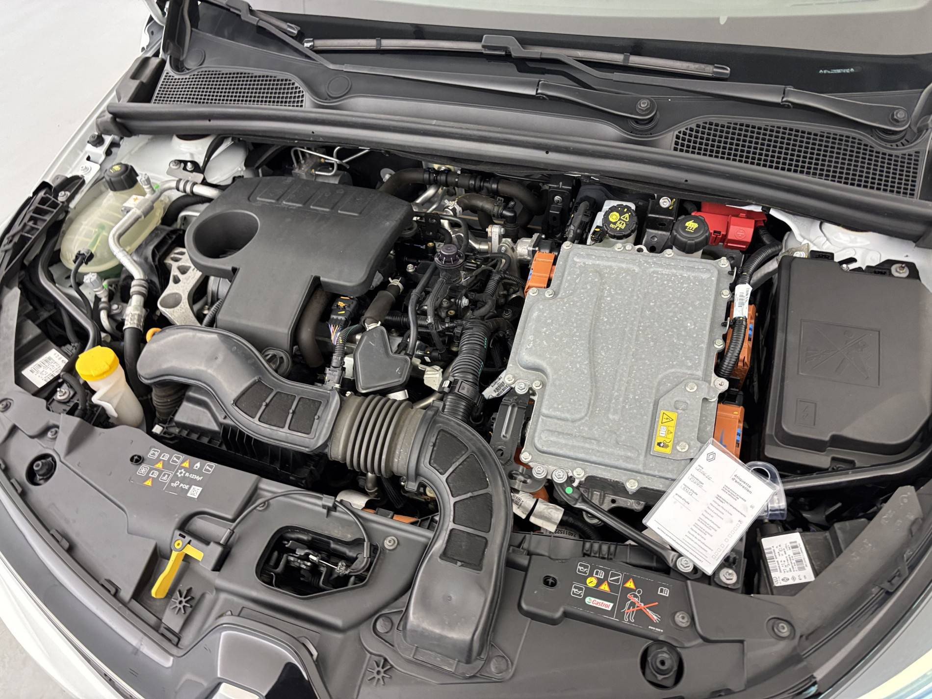 Vente en ligne Renault Clio 5 Clio E-Tech 140 - 21 au prix de 14 890 €
