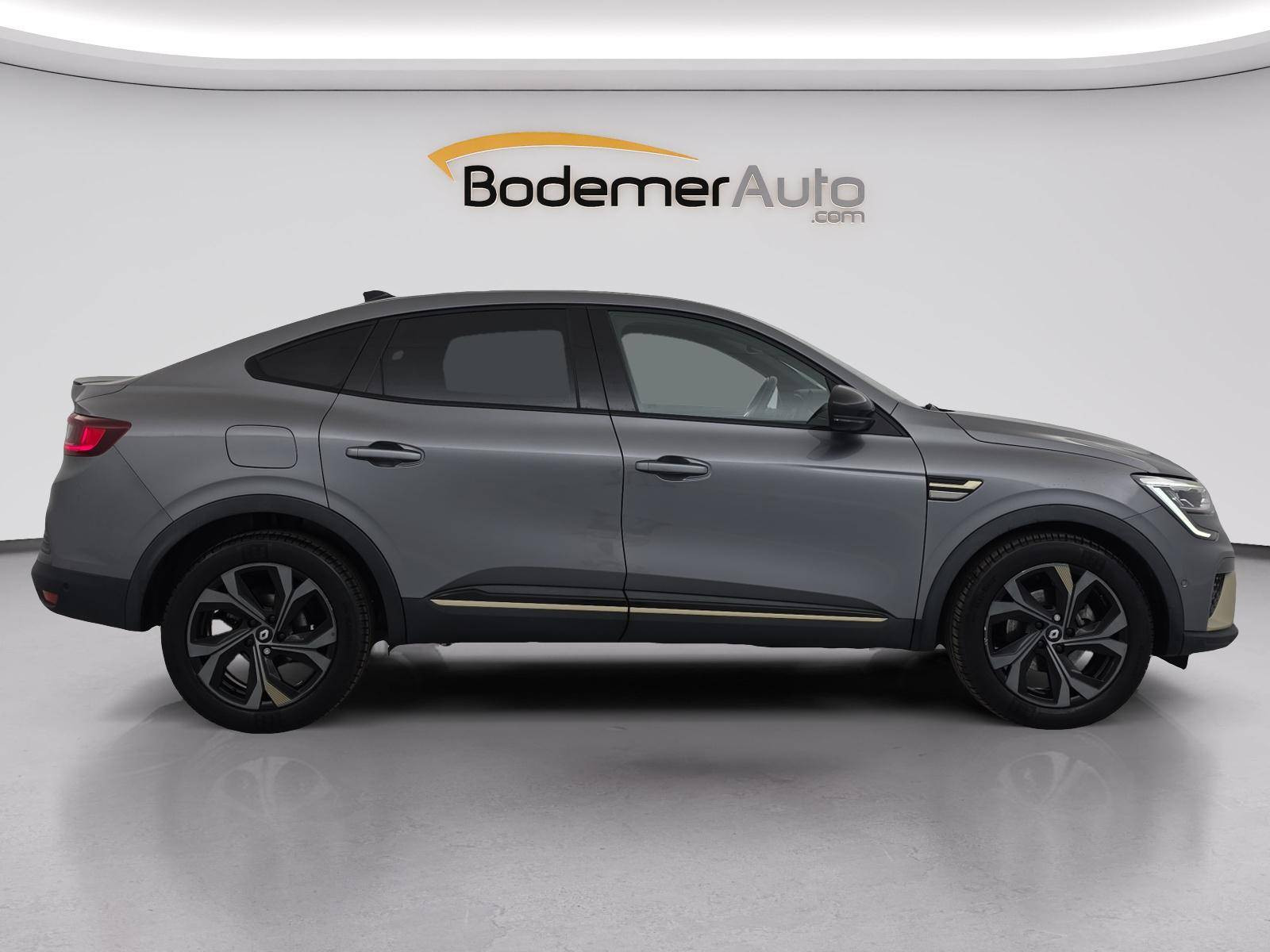 Vente en ligne Renault Arkana  E-Tech hybride 145 - 22 au prix de 22 990 €