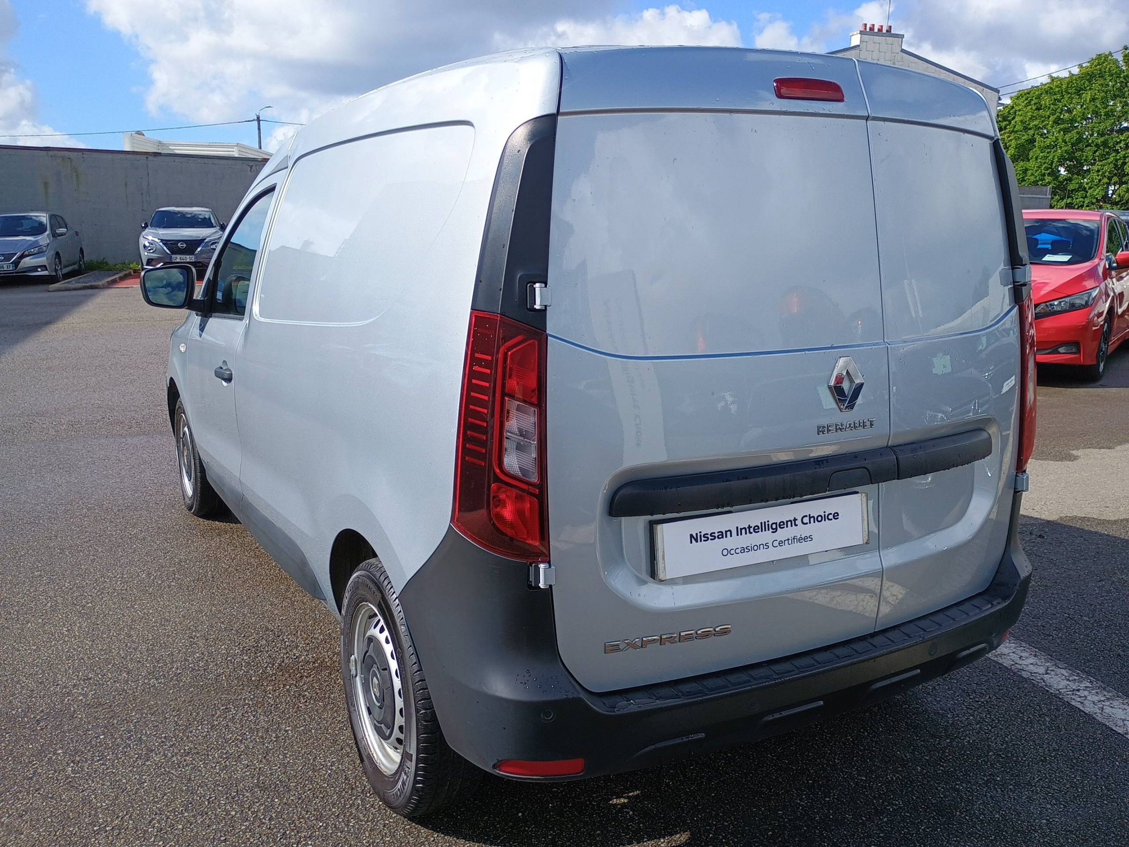 Vente en ligne Renault Express Van  TCE 100 au prix de 11 900 €