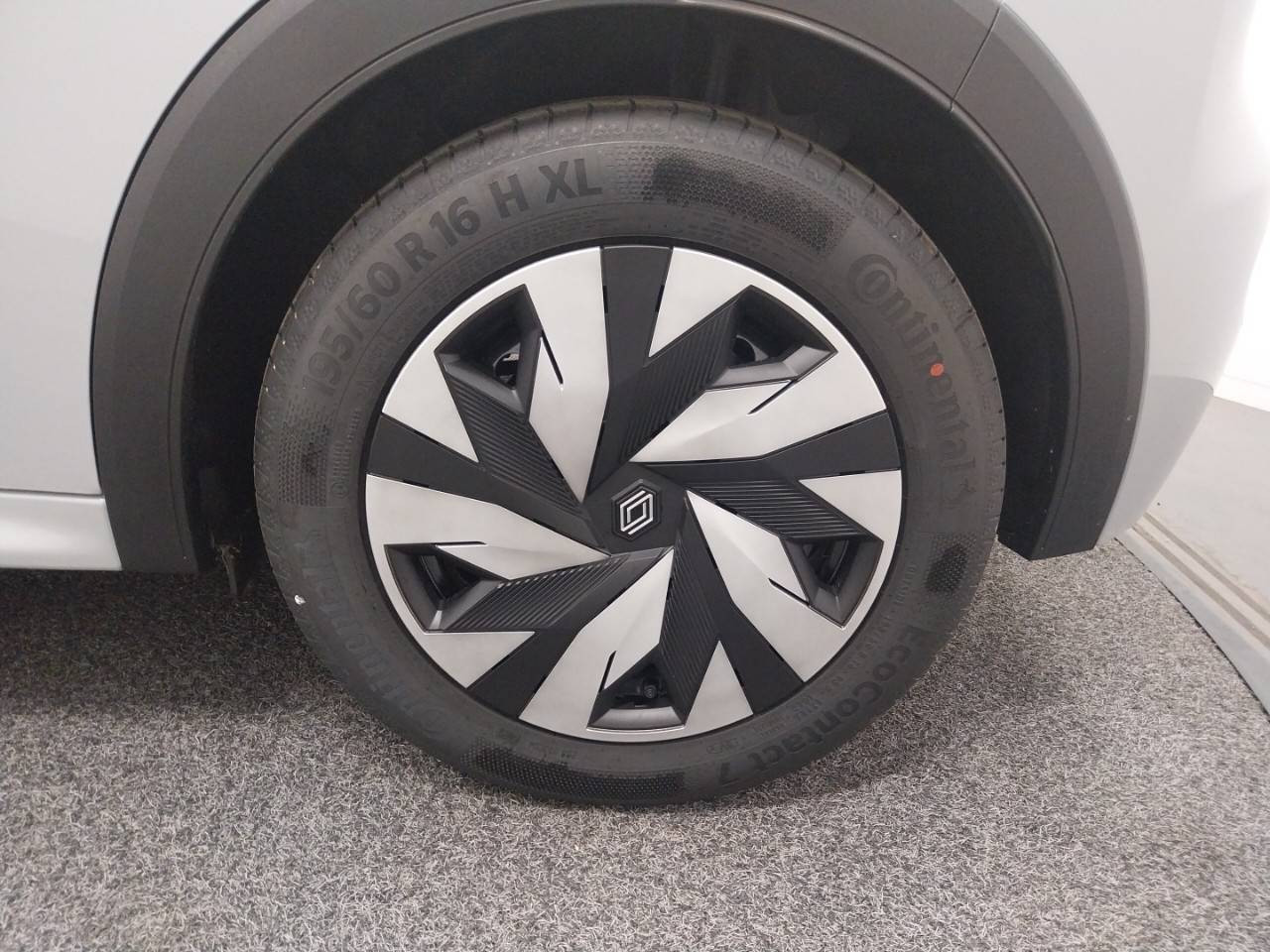 Vente en ligne Renault Clio 6 Clio TCe 115 ch EDC au prix de 50 000 €