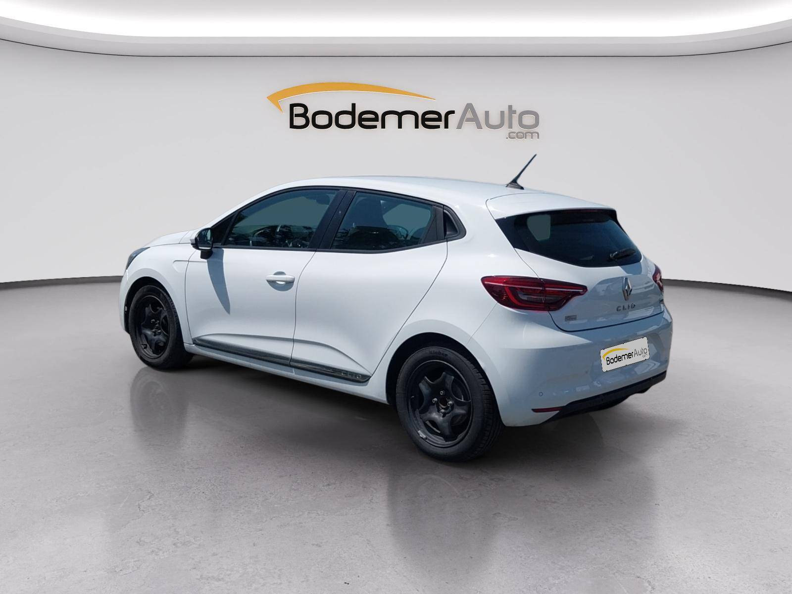 Vente en ligne Renault Clio 5 CLIO SOCIETE E-TECH 140 - 21N au prix de 13 290 €