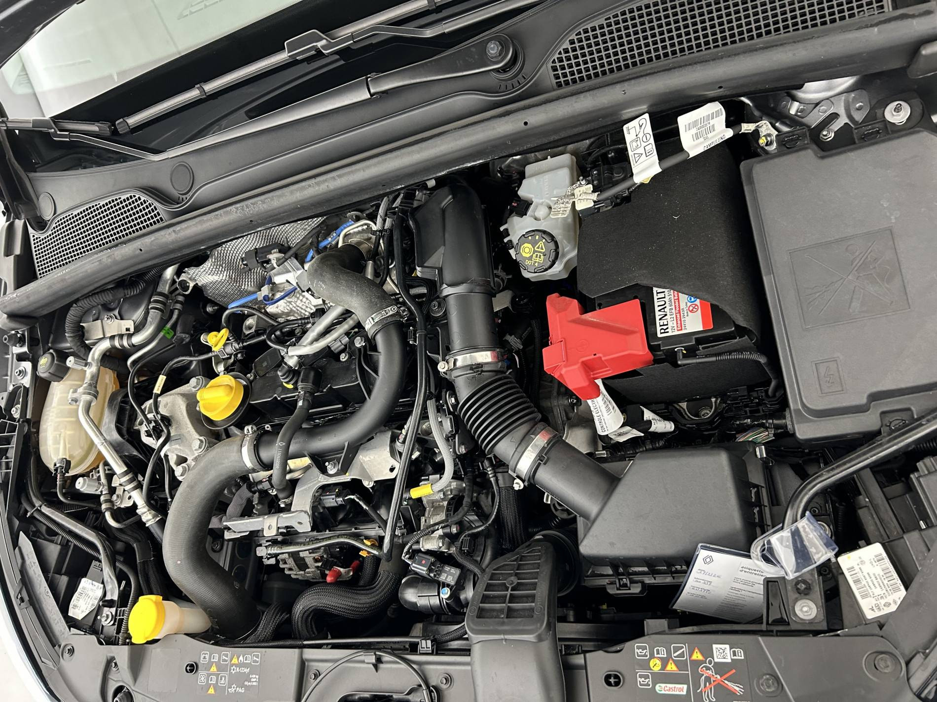 Vente en ligne Renault Clio 5 Clio TCe 90 au prix de 14 975 €