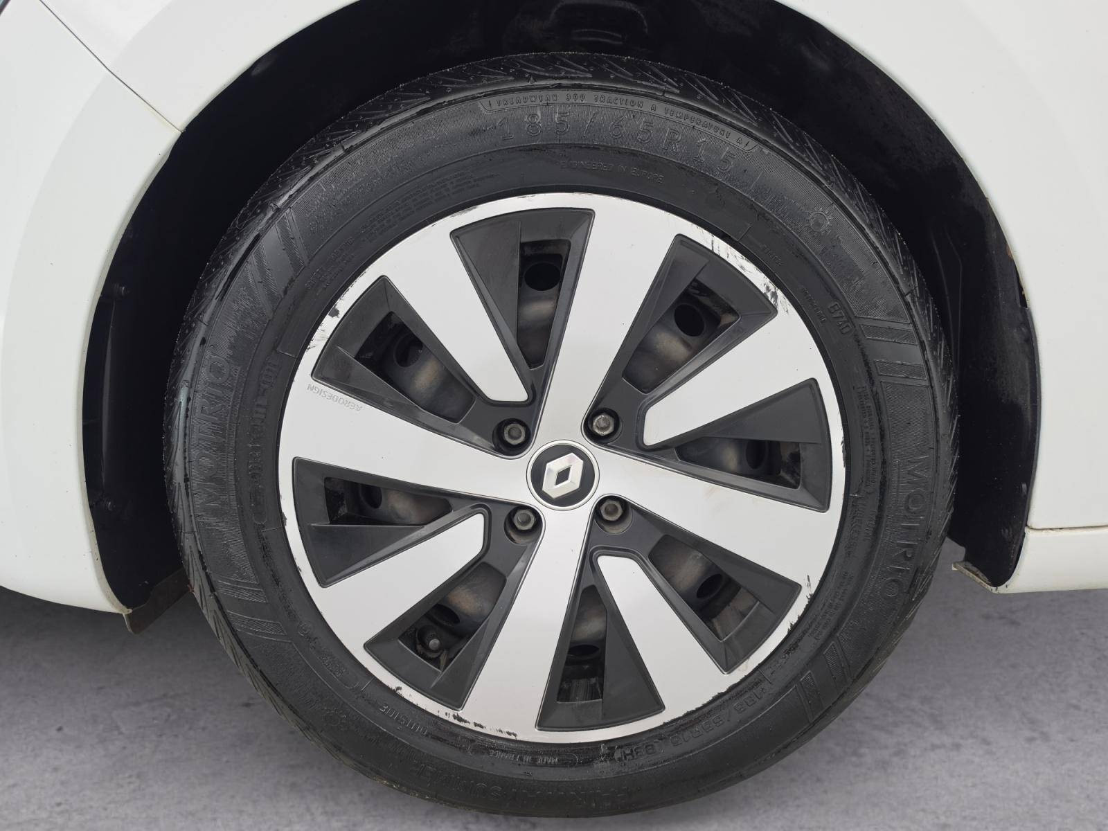 Vente en ligne Renault Clio 5 Clio TCe 90 au prix de 11 690 €