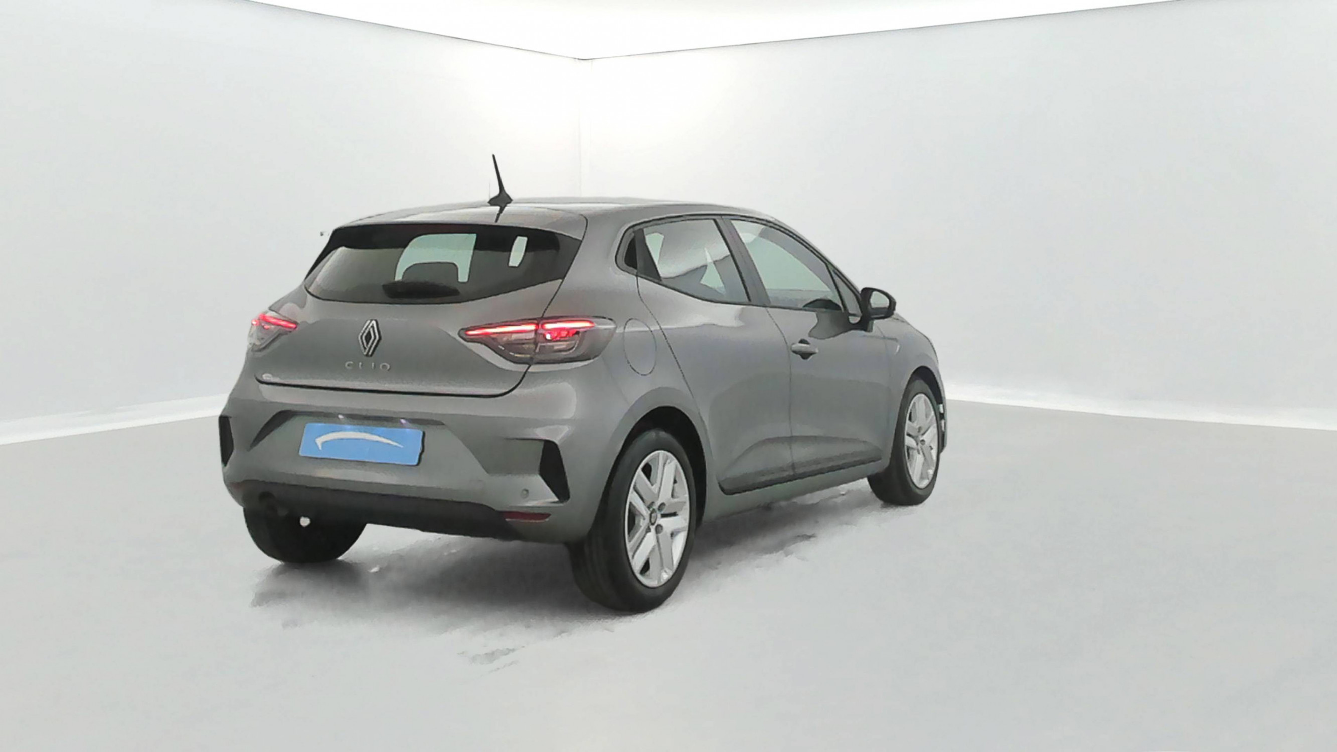 Vente en ligne Renault Clio 5 Clio TCe 90 au prix de 15 485 €