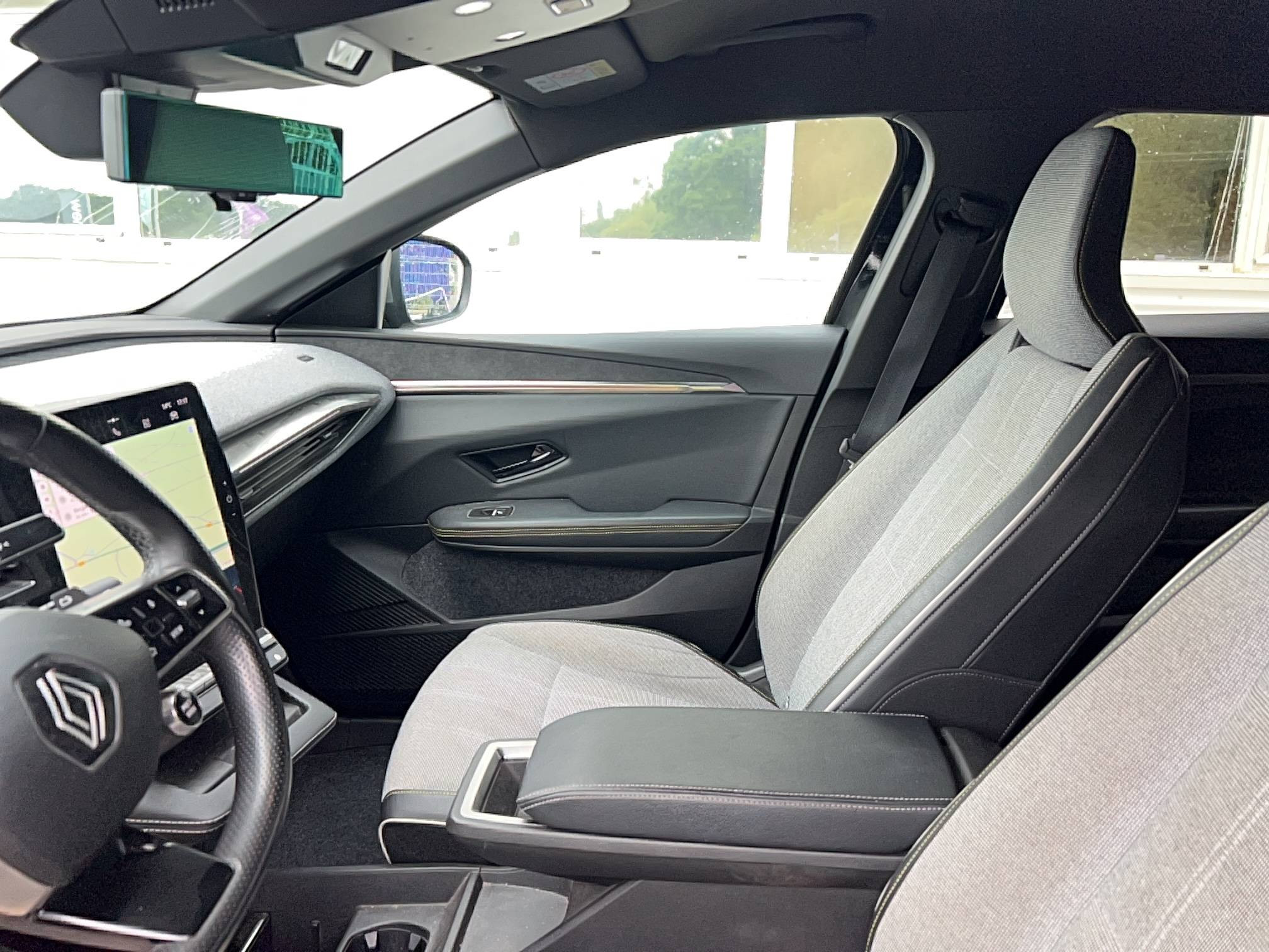 Vente en ligne Renault Megane E-Tech  EV60 220 ch super charge au prix de 21 990 €