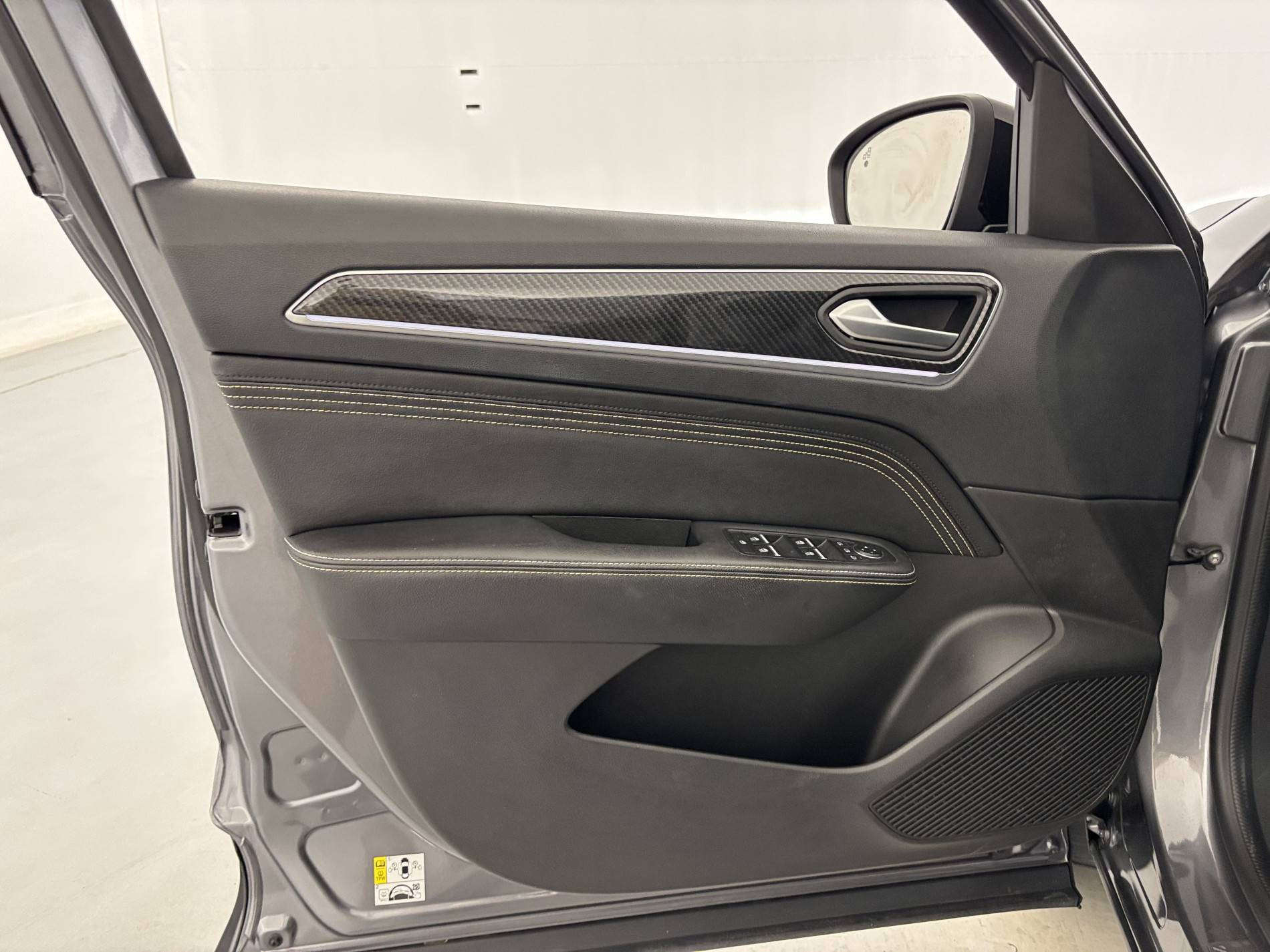Vente en ligne Renault Arkana  E-Tech hybride 145 - 22 au prix de 22 990 €