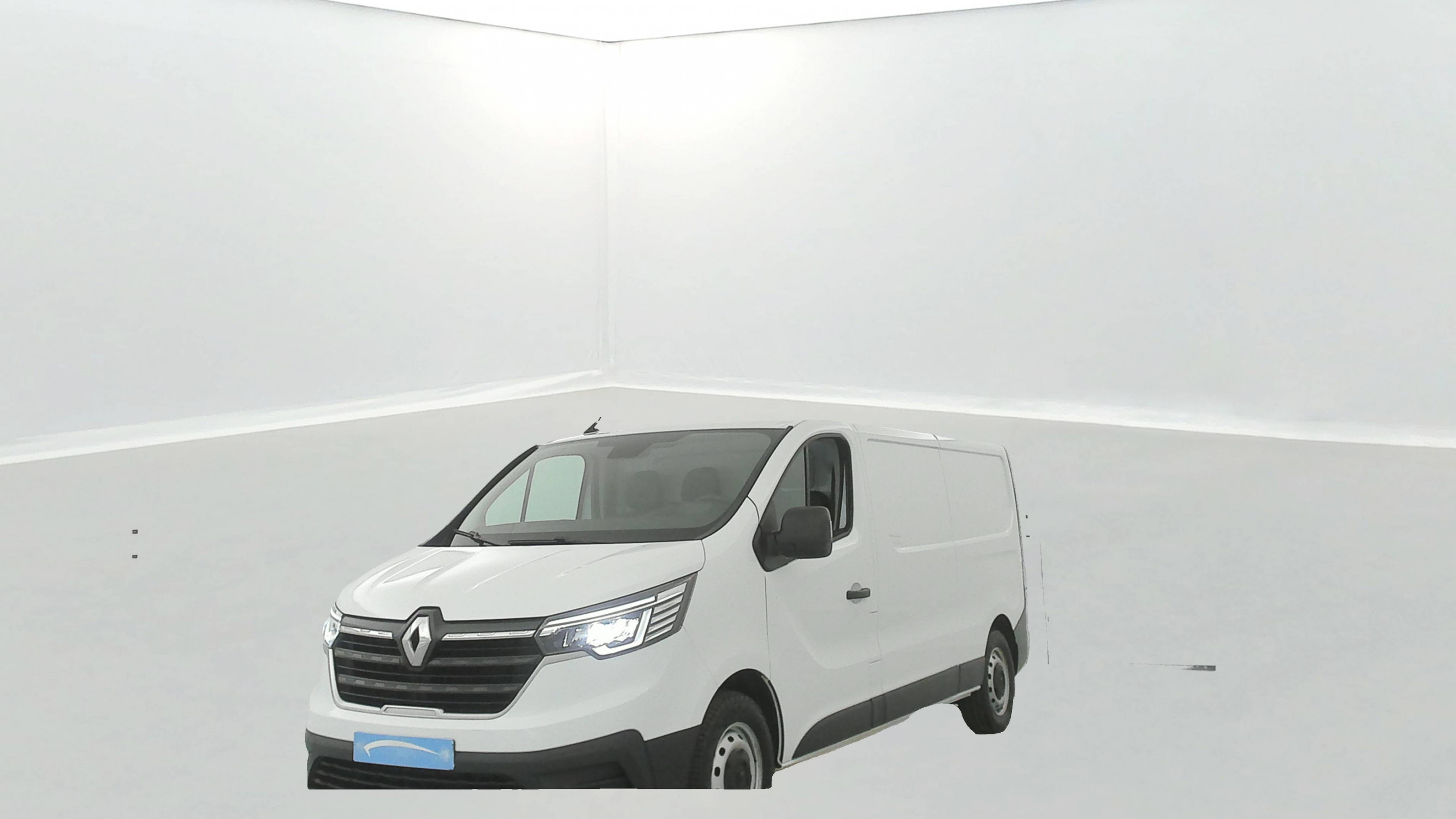Vente en ligne Renault Trafic 3 Fourgon TRAFIC FGN L2H1 3000 KG BLUE DCI 130 au prix de 22 980 €