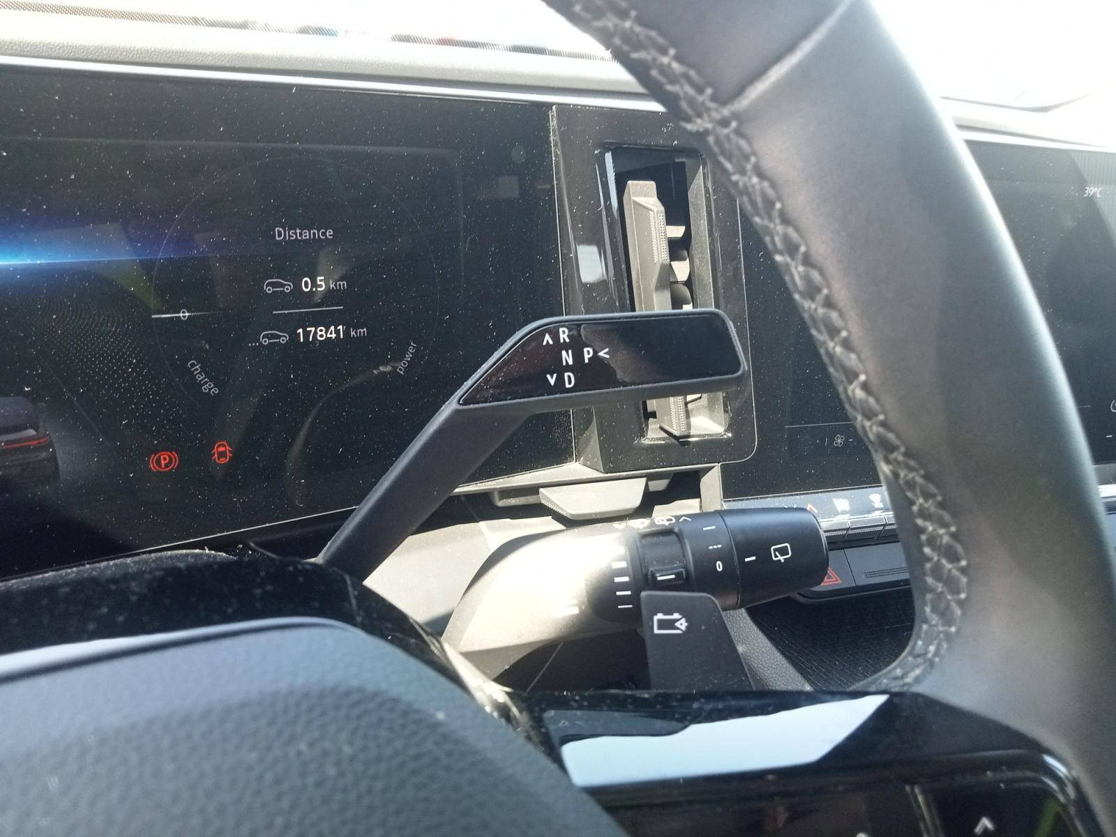 Vente en ligne Renault Megane E-Tech  EV40 130ch boost charge au prix de 20 990 €