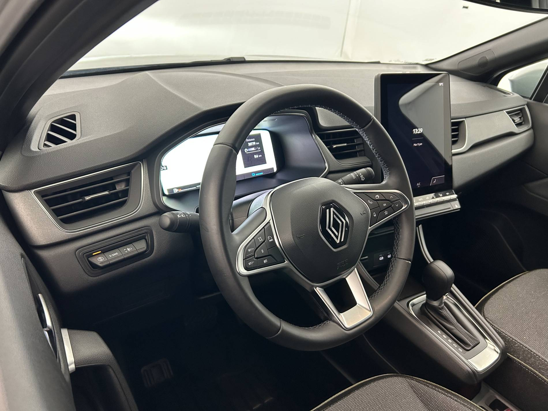 Vente en ligne Renault Captur  E-Tech full hybrid 145 ch au prix de 24 490 €