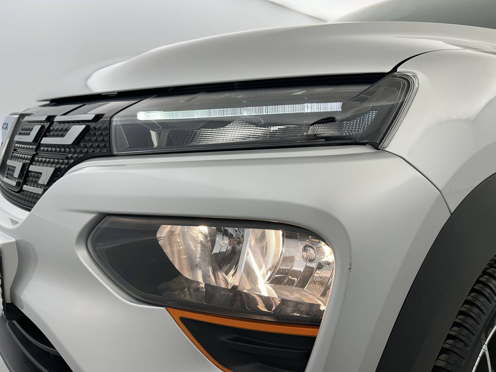 Vente en ligne Dacia Spring  Achat Intégral au prix de 10 990 €