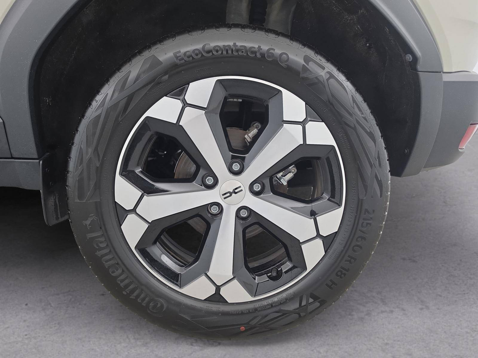 Vente en ligne Dacia Duster  Mild Hybrid 140 au prix de 25 990 €