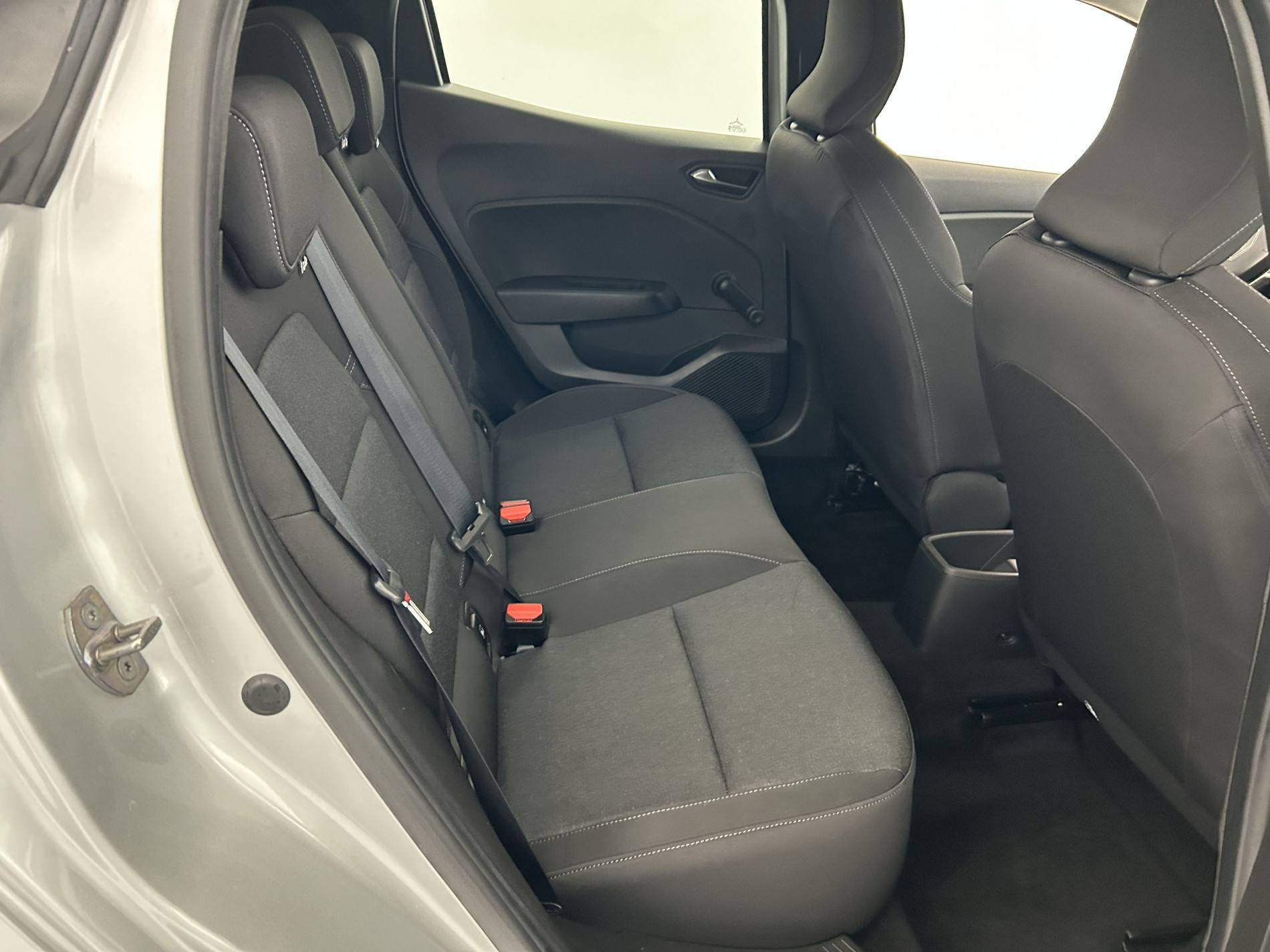 Vente en ligne Renault Clio 5 Clio TCe 90 au prix de 13 590 €