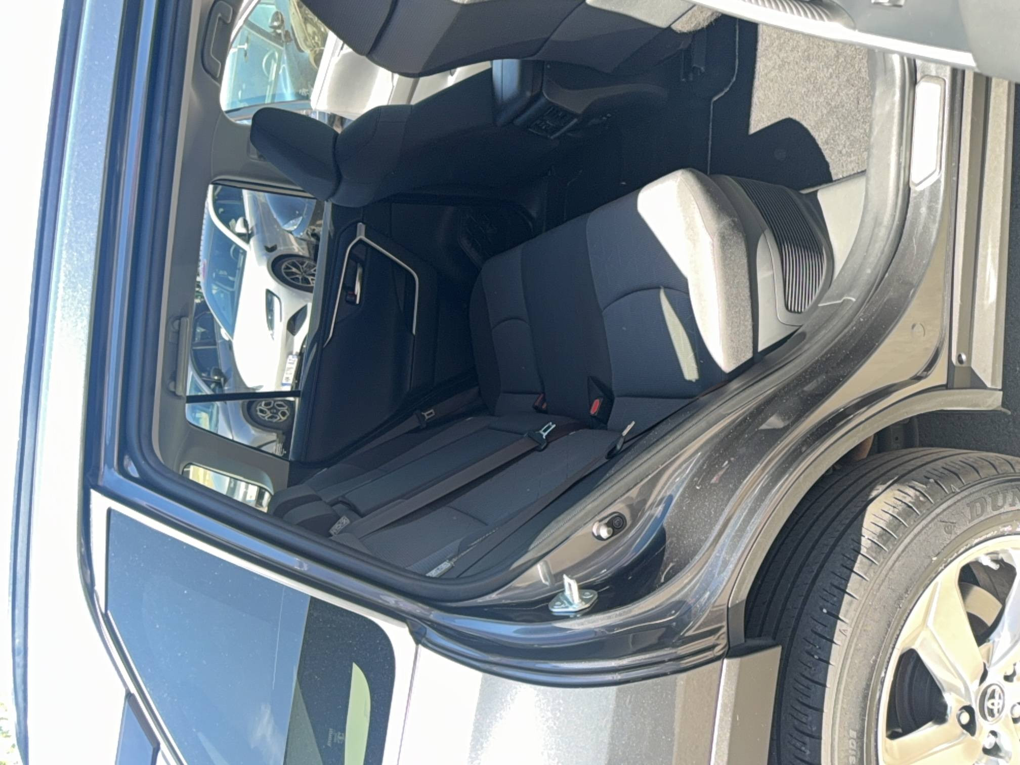 Vente en ligne Toyota RAV4  222 ch AWD-i au prix de 25 490 €