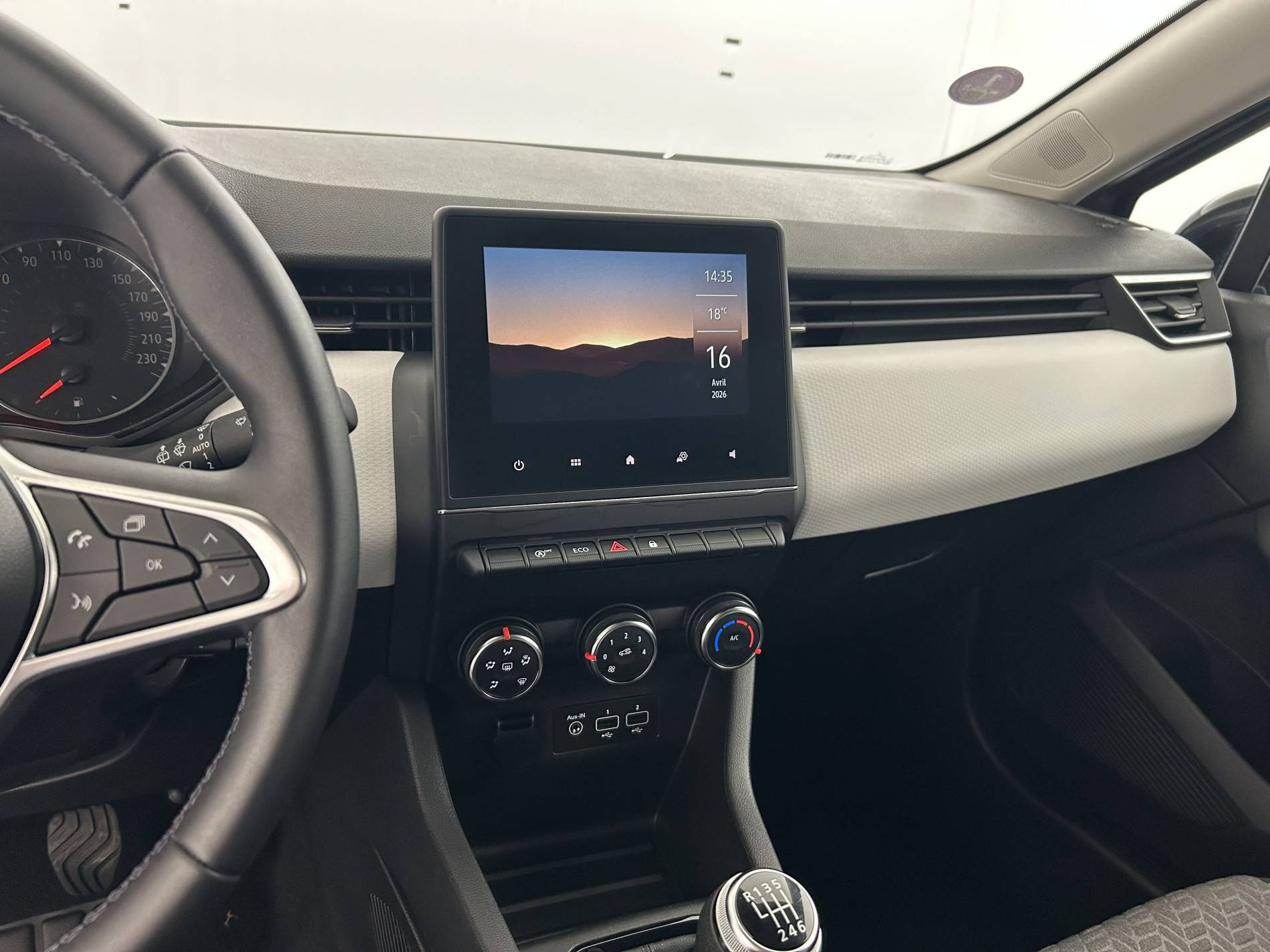 Vente en ligne Renault Clio 5 Clio TCe 90 au prix de 14 990 €