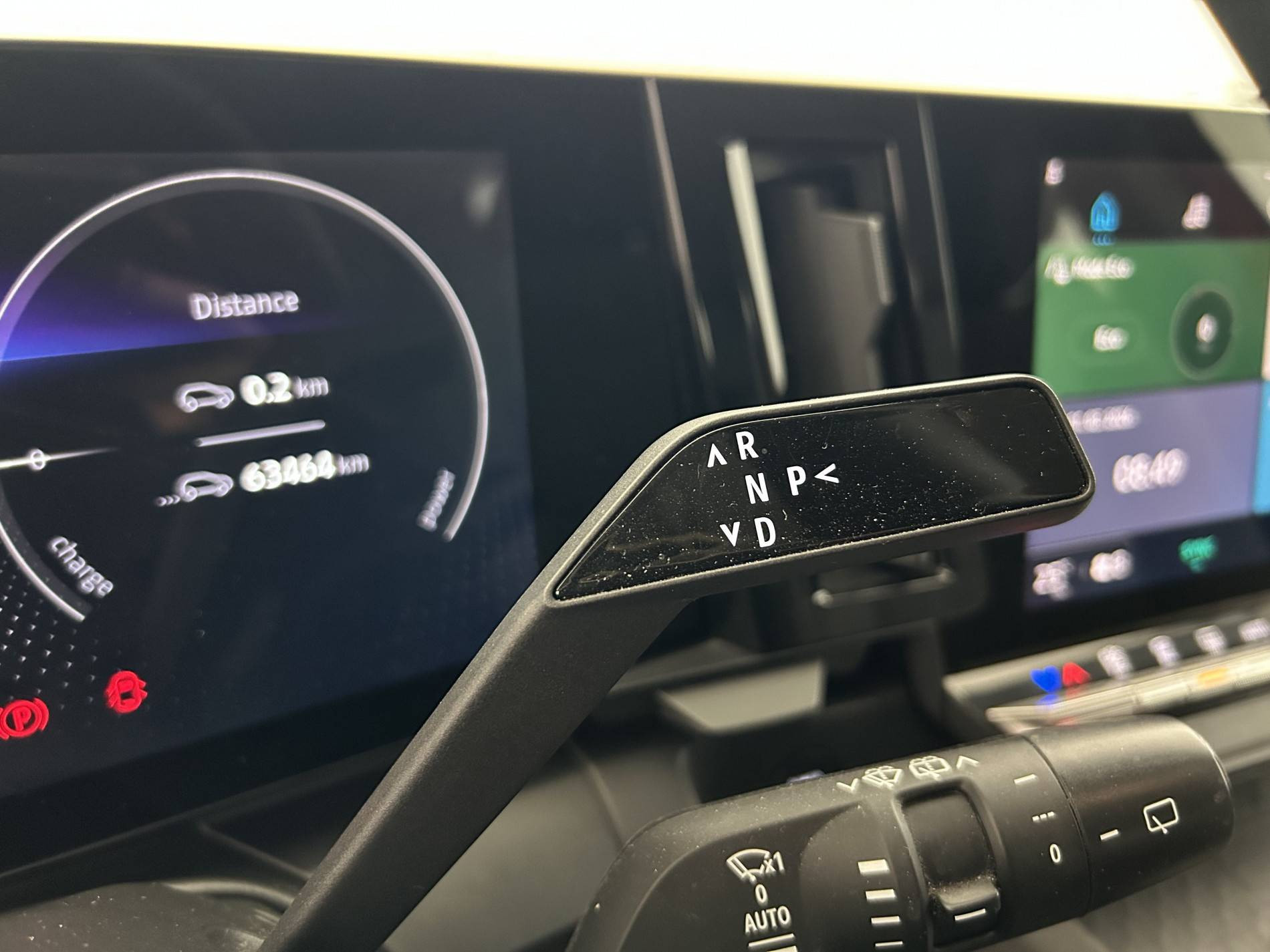 Vente en ligne Renault Megane E-Tech  EV40 130ch standard charge au prix de 18 490 €