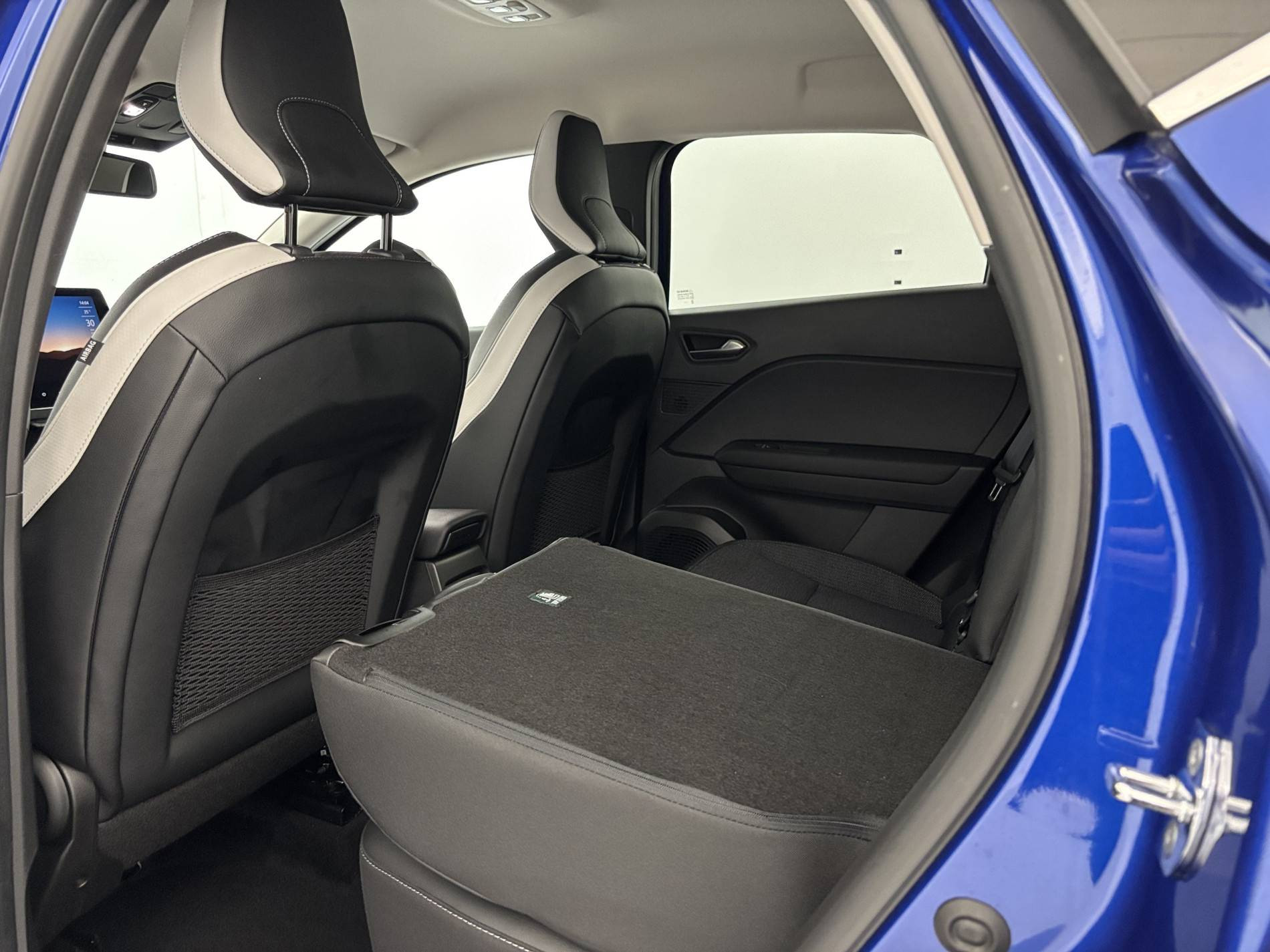 Vente en ligne Renault Captur  mild hybrid 140 au prix de 20 990 €