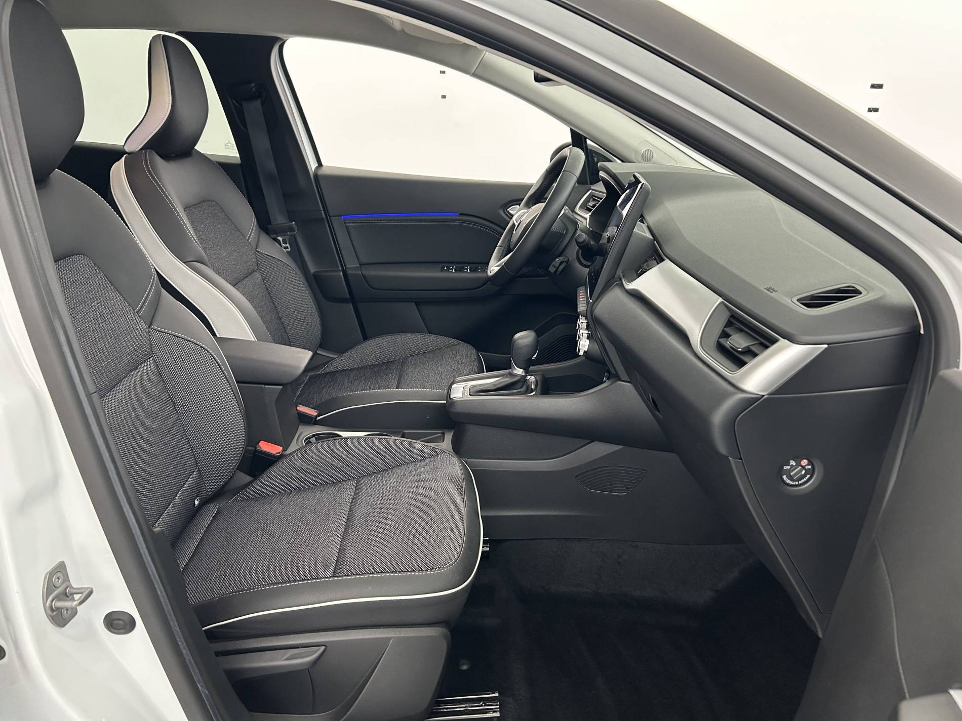 Vente en ligne Renault Captur  E-Tech full hybrid 145 au prix de 21 500 €