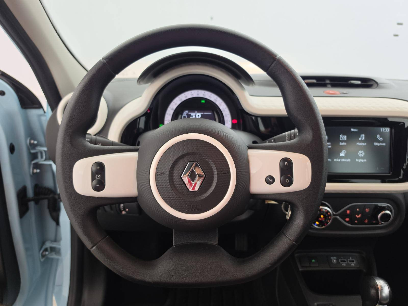 Vente en ligne Renault Twingo Electrique Twingo III E-Tech au prix de 12 900 €