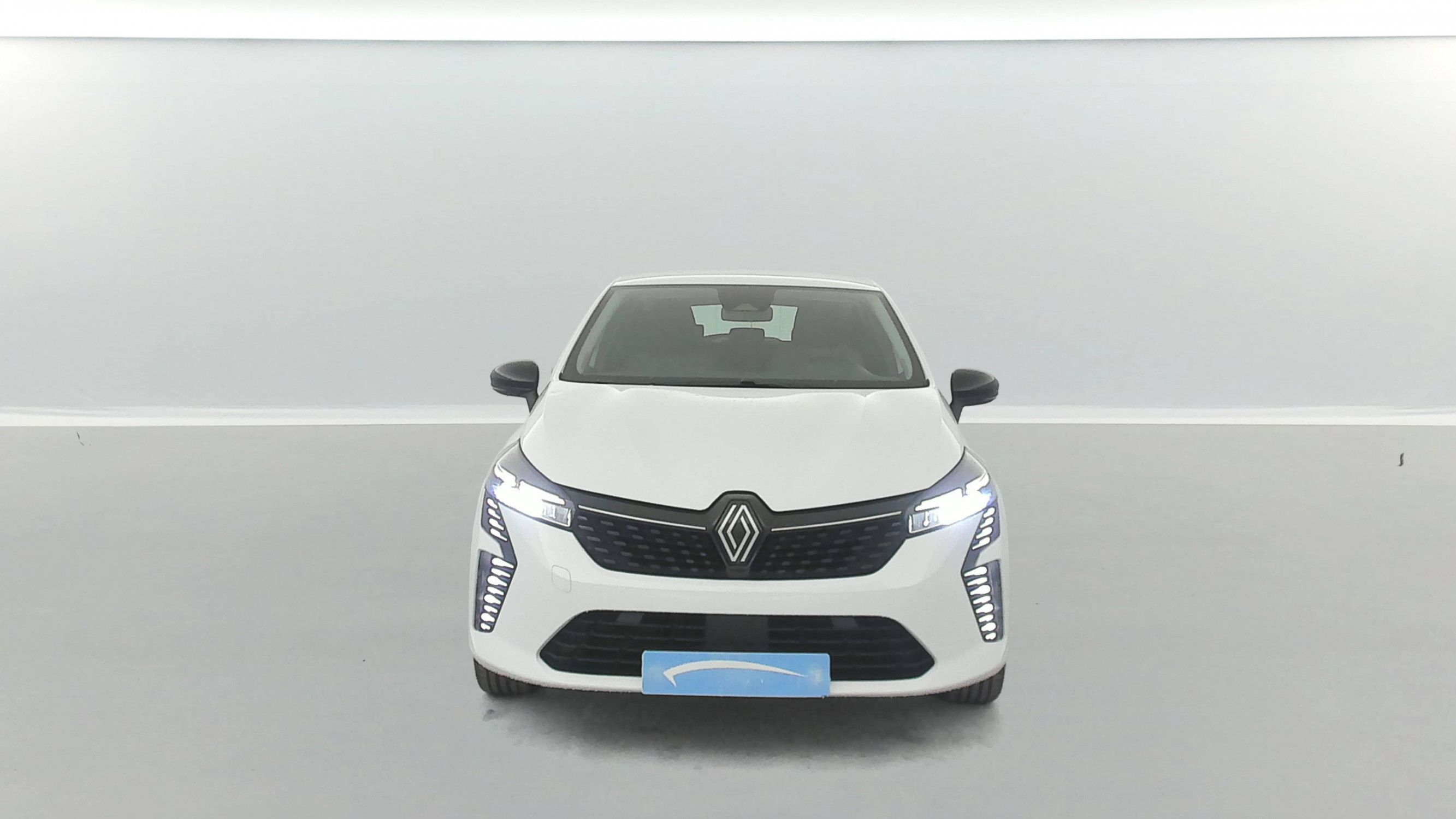 Vente en ligne Renault Clio 5 Clio E-Tech full hybrid 145 au prix de 16 991 €