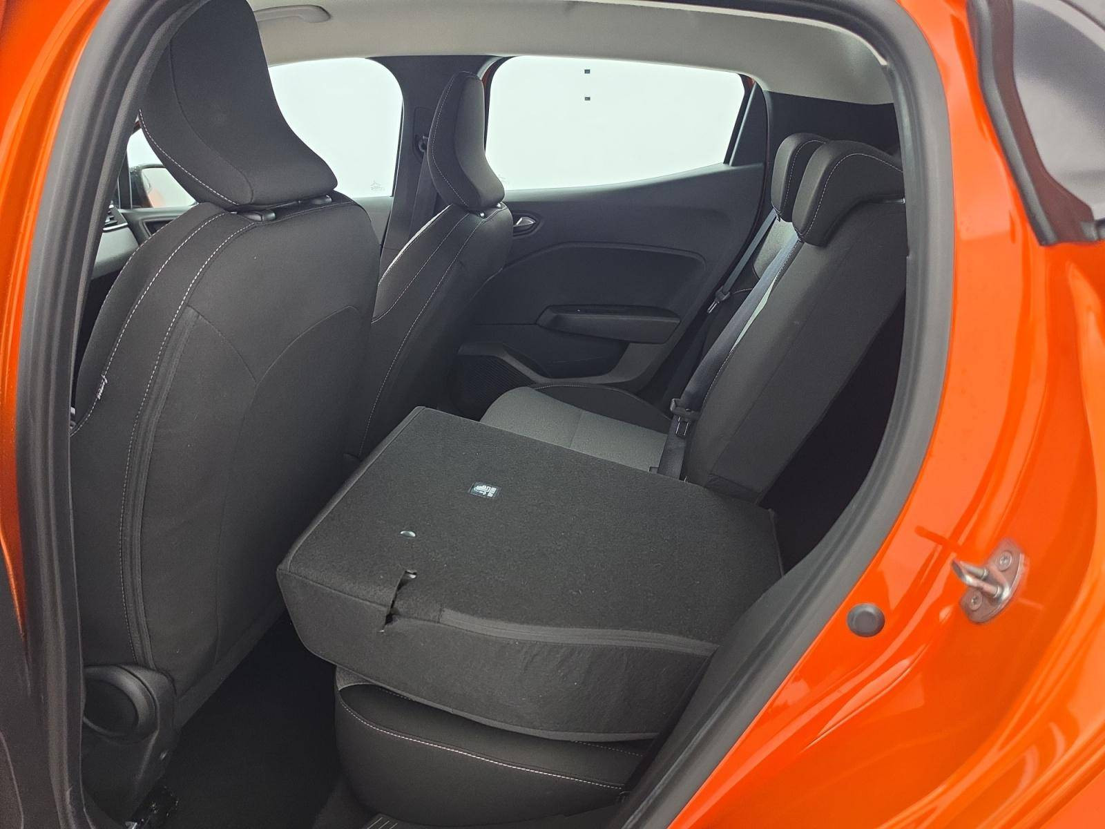 Vente en ligne Renault Clio 5 Clio TCe 90 au prix de 15 290 €