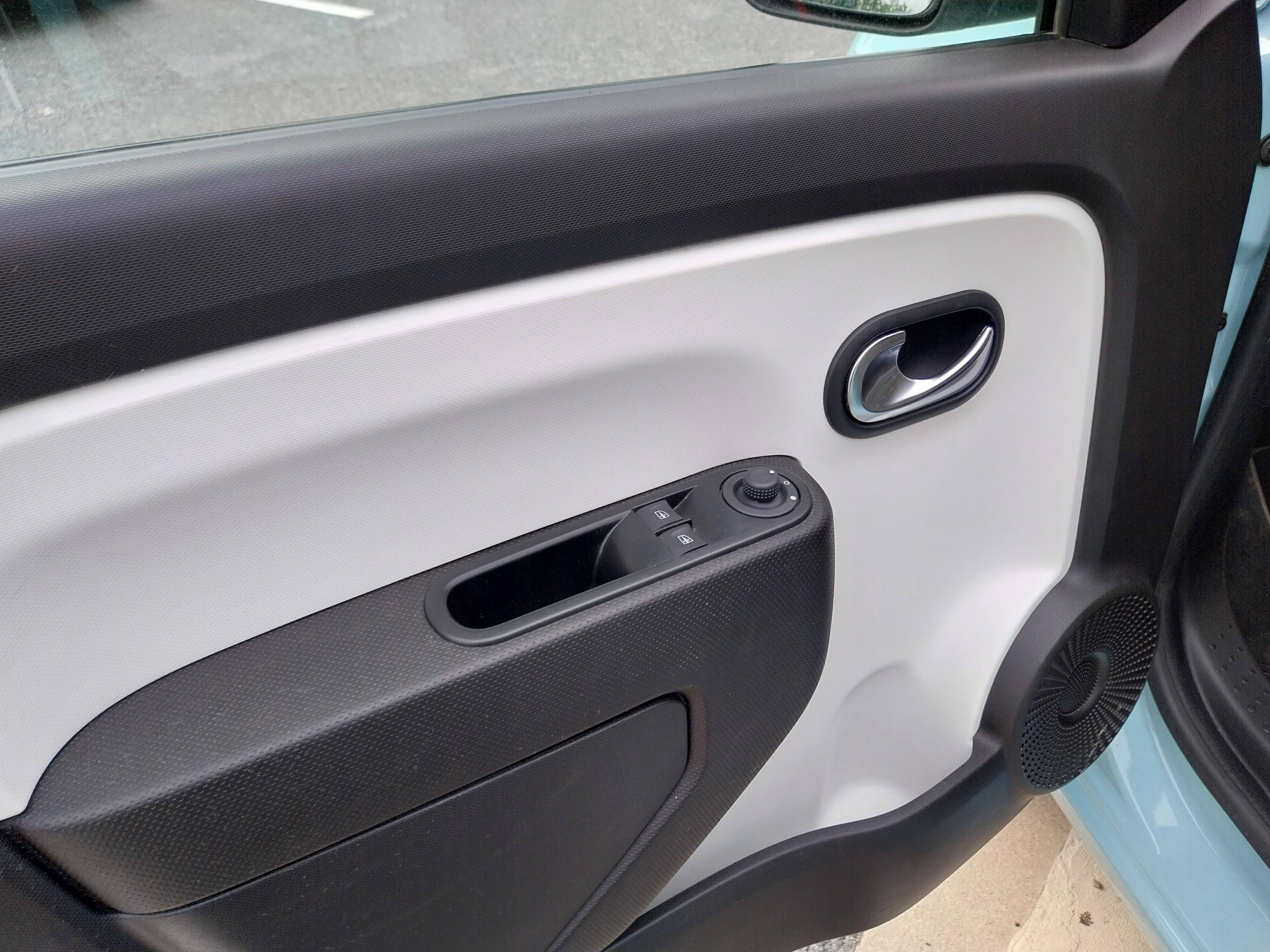 Vente en ligne Renault Twingo Electrique Twingo III E-Tech au prix de 10 000 €