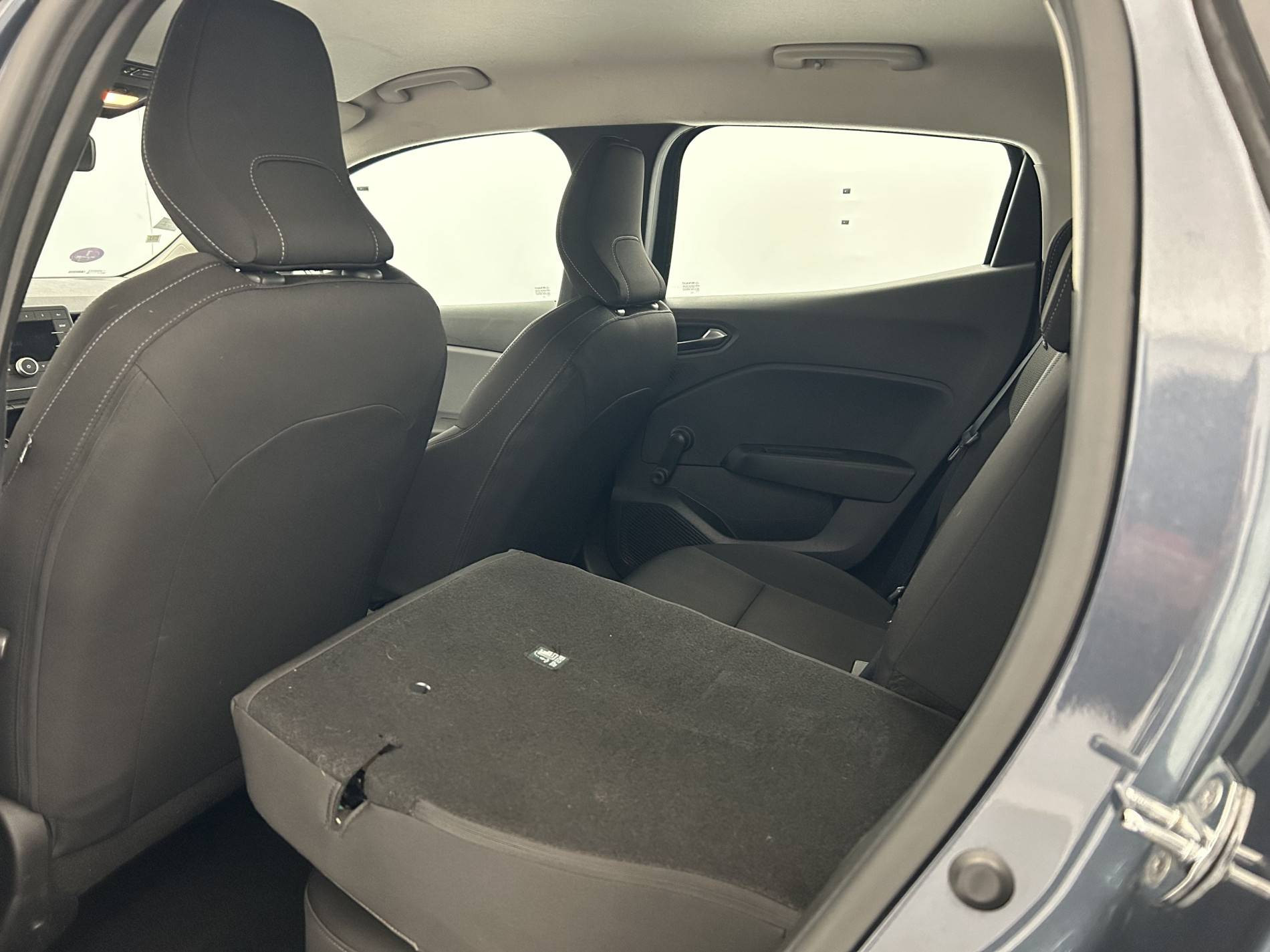 Vente en ligne Renault Clio 5 Clio SCe 75 au prix de 10 990 €