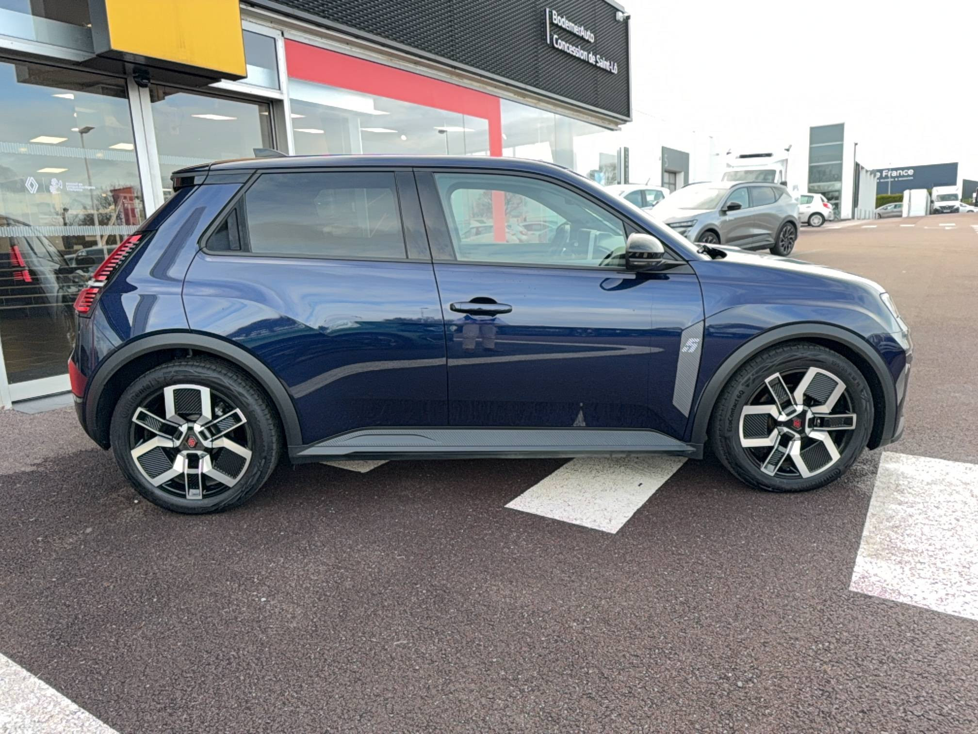 Vente en ligne Renault R5 E-Tech  150 ch autonomie confort au prix de 27 990 €