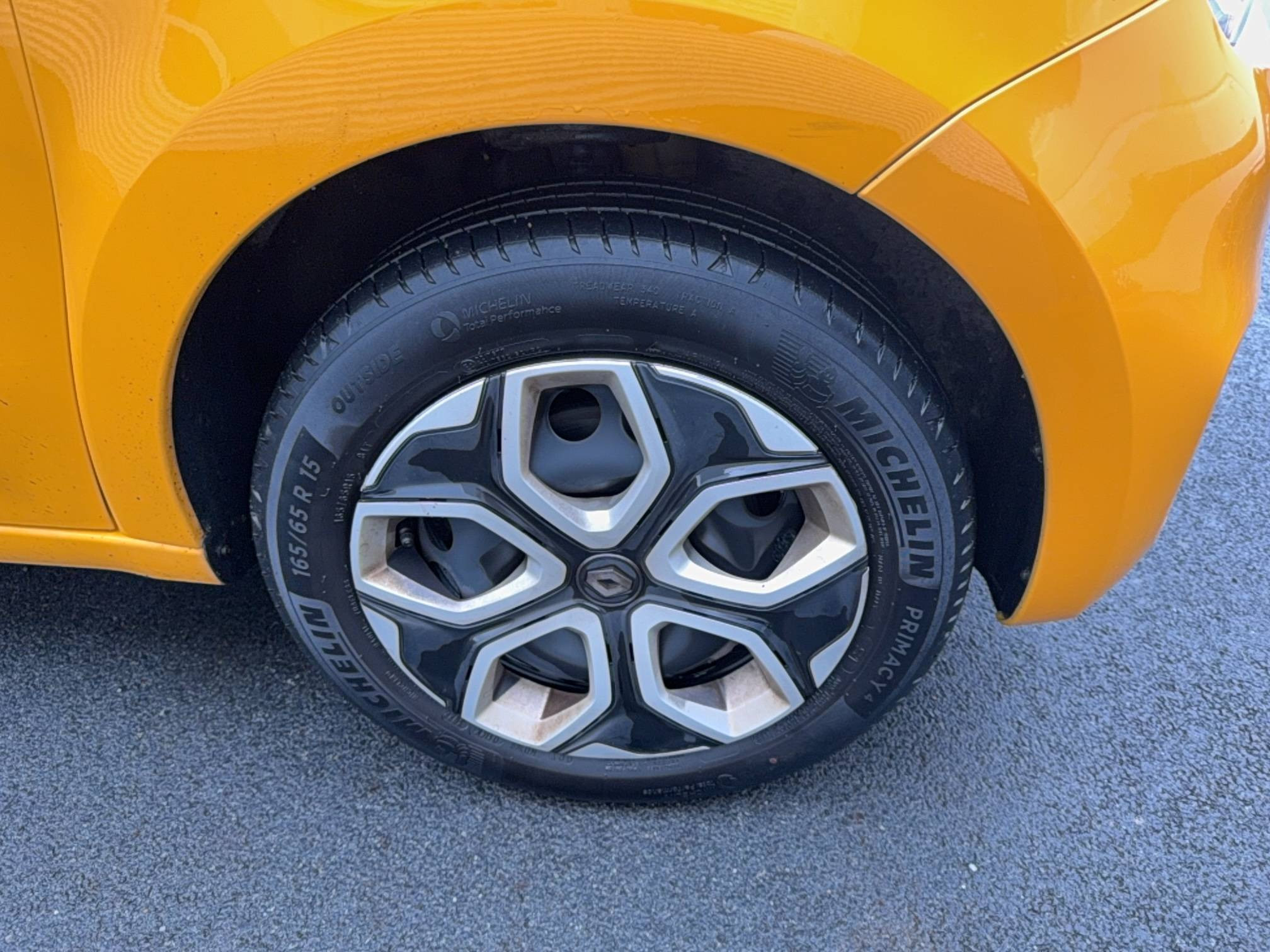 Vente en ligne Renault Twingo 3  SCe 65 au prix de 11 590 €