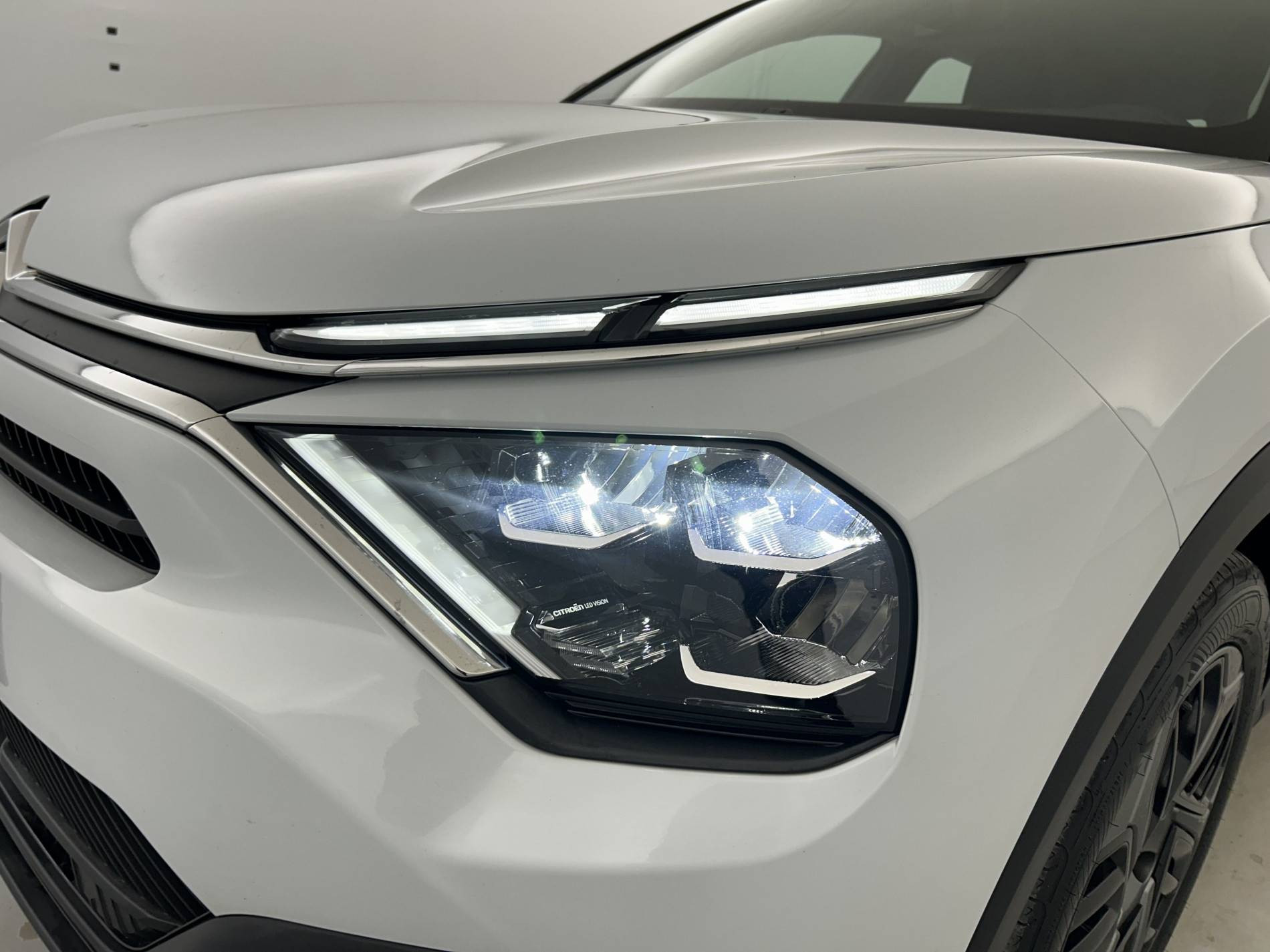 Vente en ligne Citroën C4  Hybride 136 e-DCS6 au prix de 19 990 €
