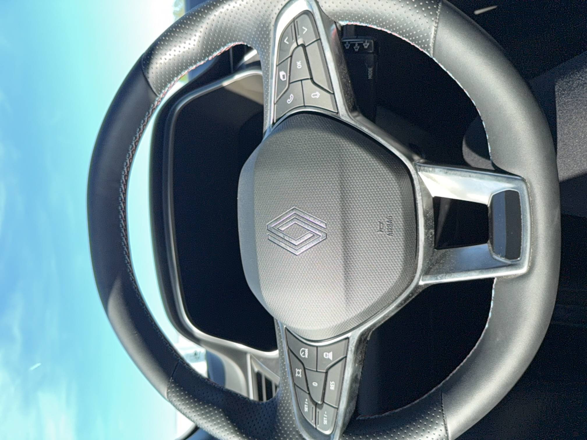 Vente en ligne Renault Arkana  E-Tech full hybrid 145 GSR2 au prix de 28 490 €