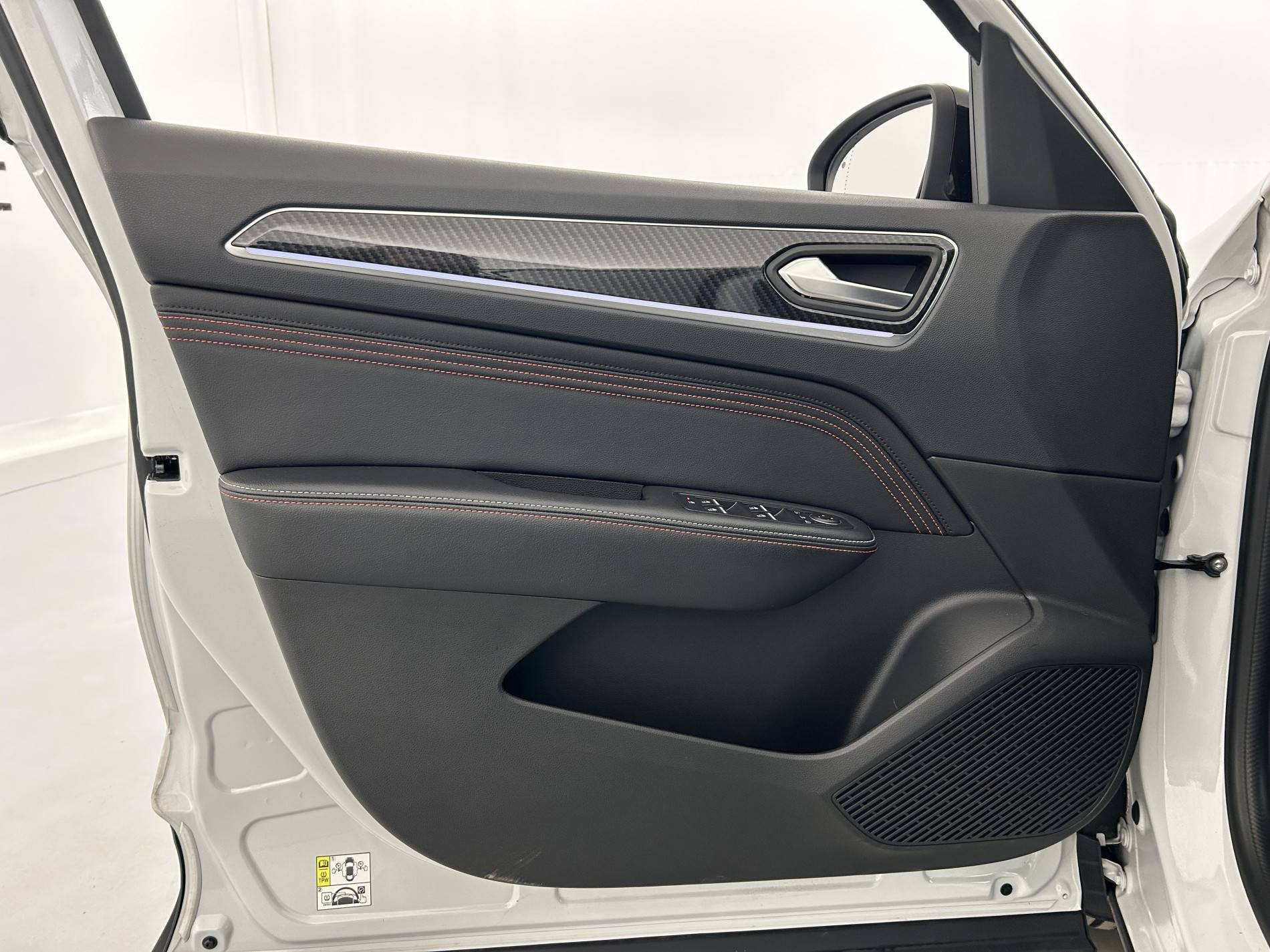 Vente en ligne Renault Arkana  E-Tech hybride 145 au prix de 22 690 €