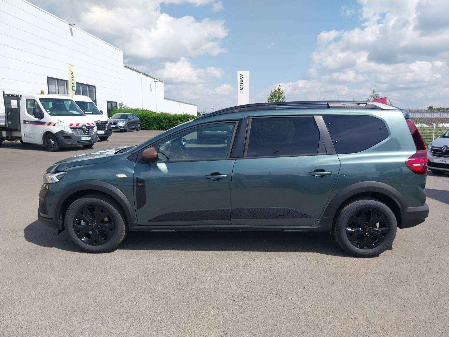 Vente en ligne Dacia Jogger  Hybrid 140 7 places GSR2 au prix de 23 880 €