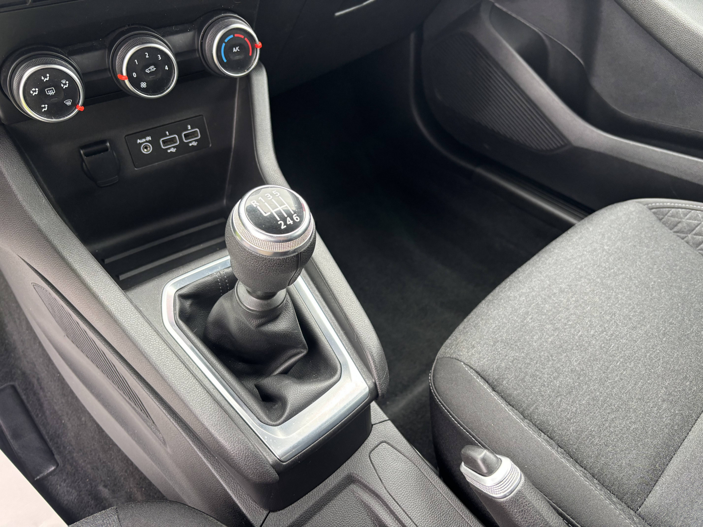 Vente en ligne Renault Clio 5 Clio Blue dCi 85 au prix de 12 990 €