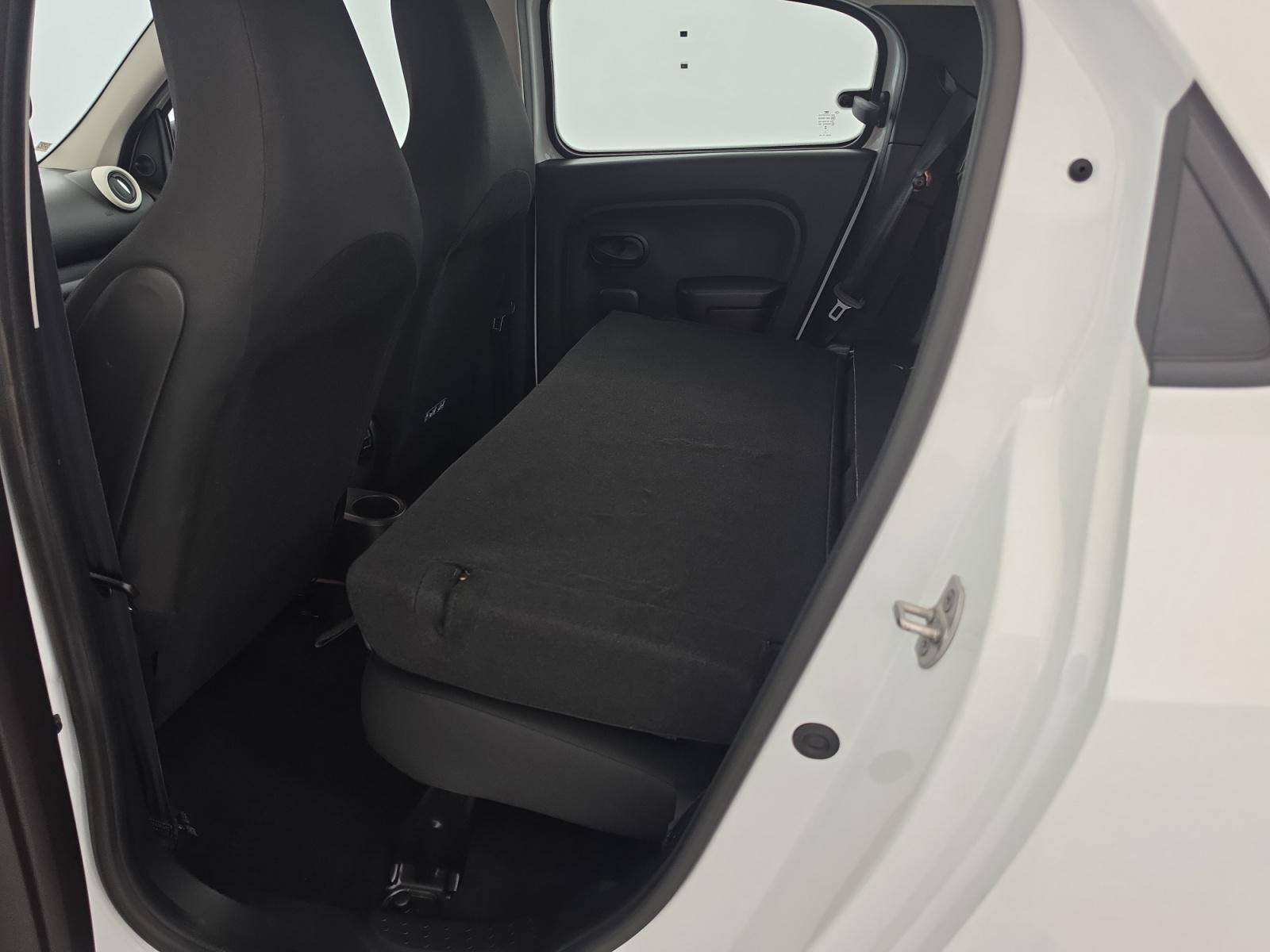 Vente en ligne Renault Twingo Electrique Twingo III E-Tech au prix de 12 900 €