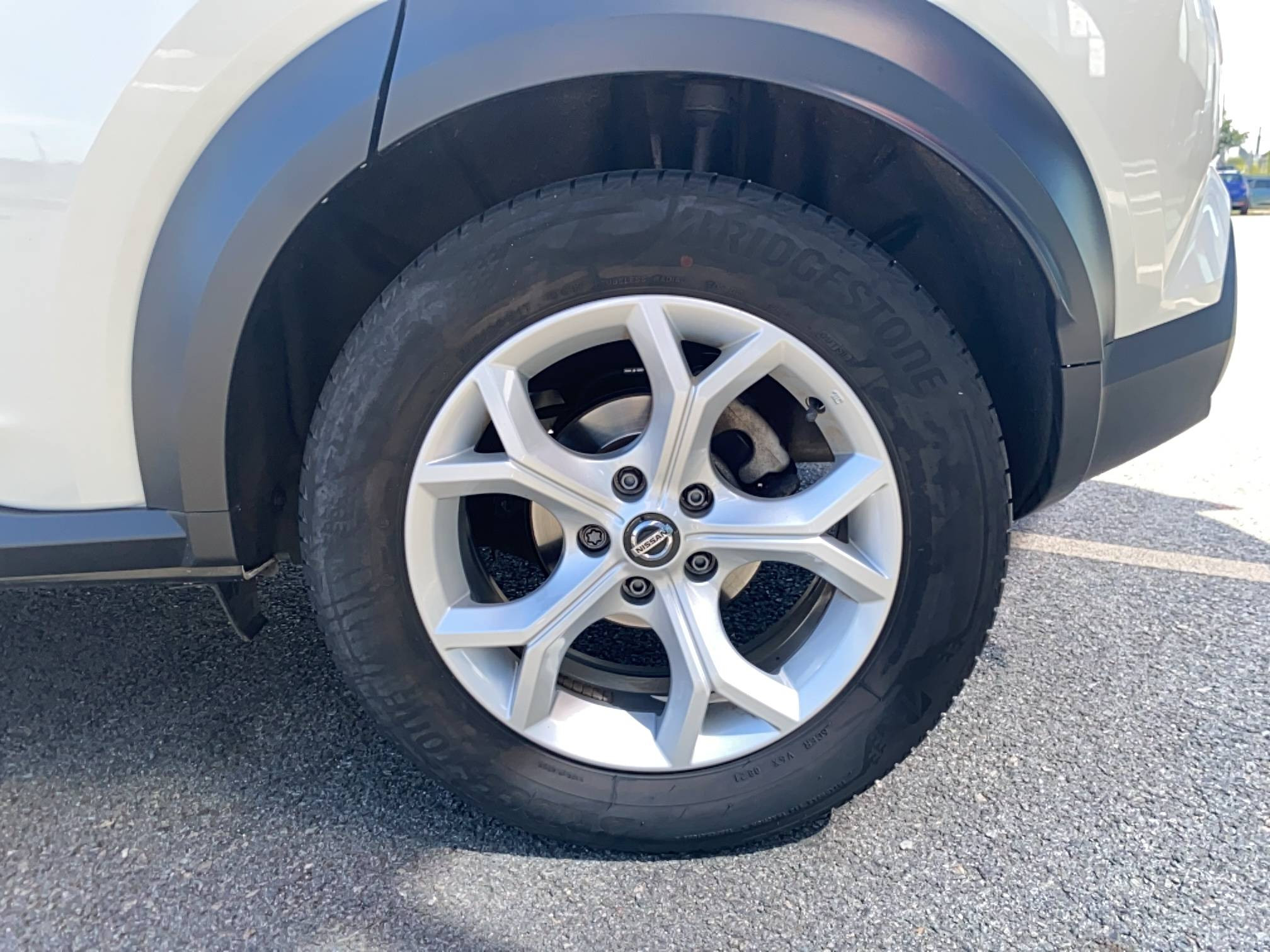 Vente en ligne Nissan Juke Juke DIG-T 114 au prix de 16 990 €