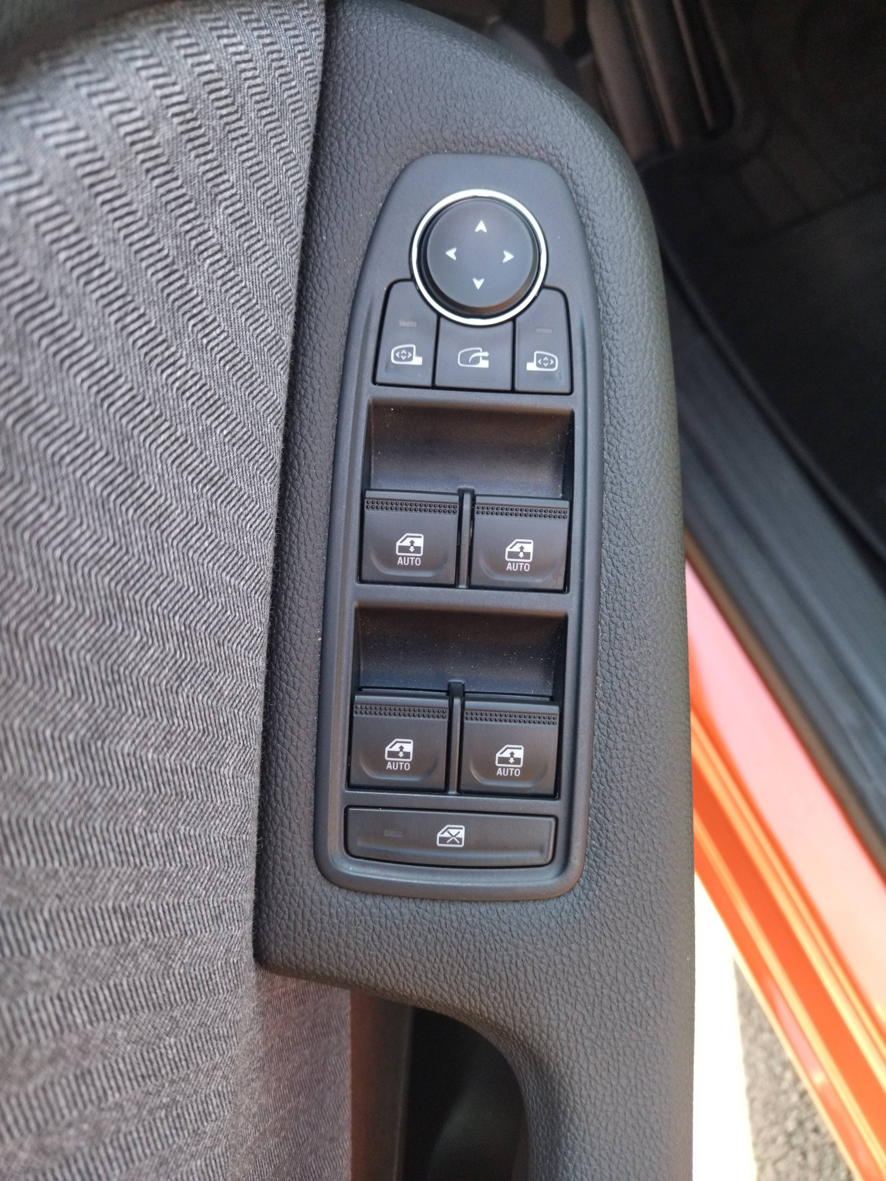 Vente en ligne Renault Clio 5 Clio TCe 90 au prix de 15 870 €