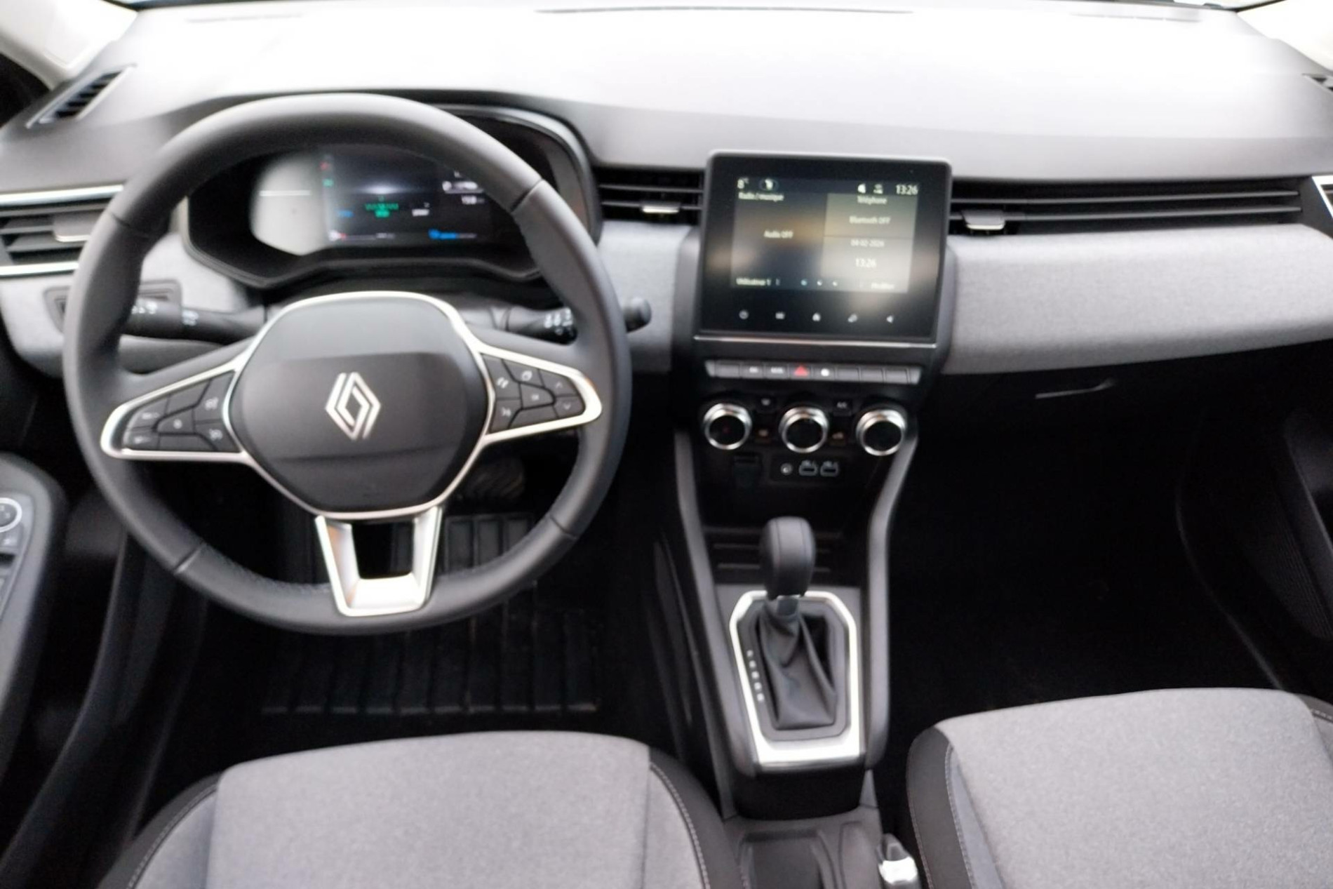 Vente en ligne Renault Clio 5 Clio E-Tech full hybrid 145 ch GSR2 au prix de 19 890 €