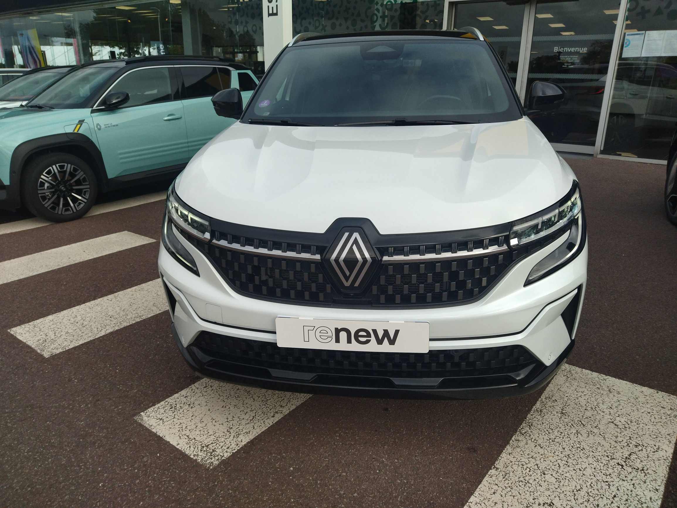 Renault Austral  E-Tech hybrid 200 occasion de 2023 en vente à Saint-Lô